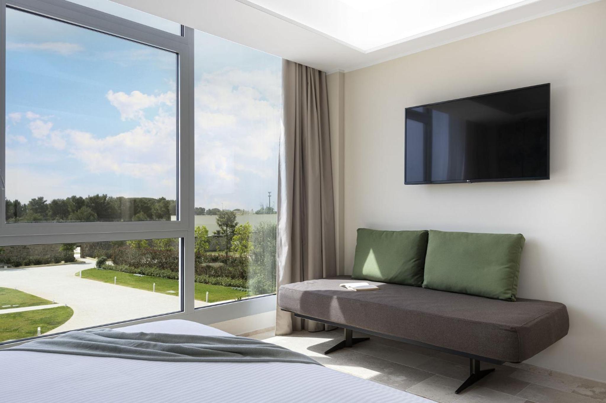 Deluxe Room - Photo 2