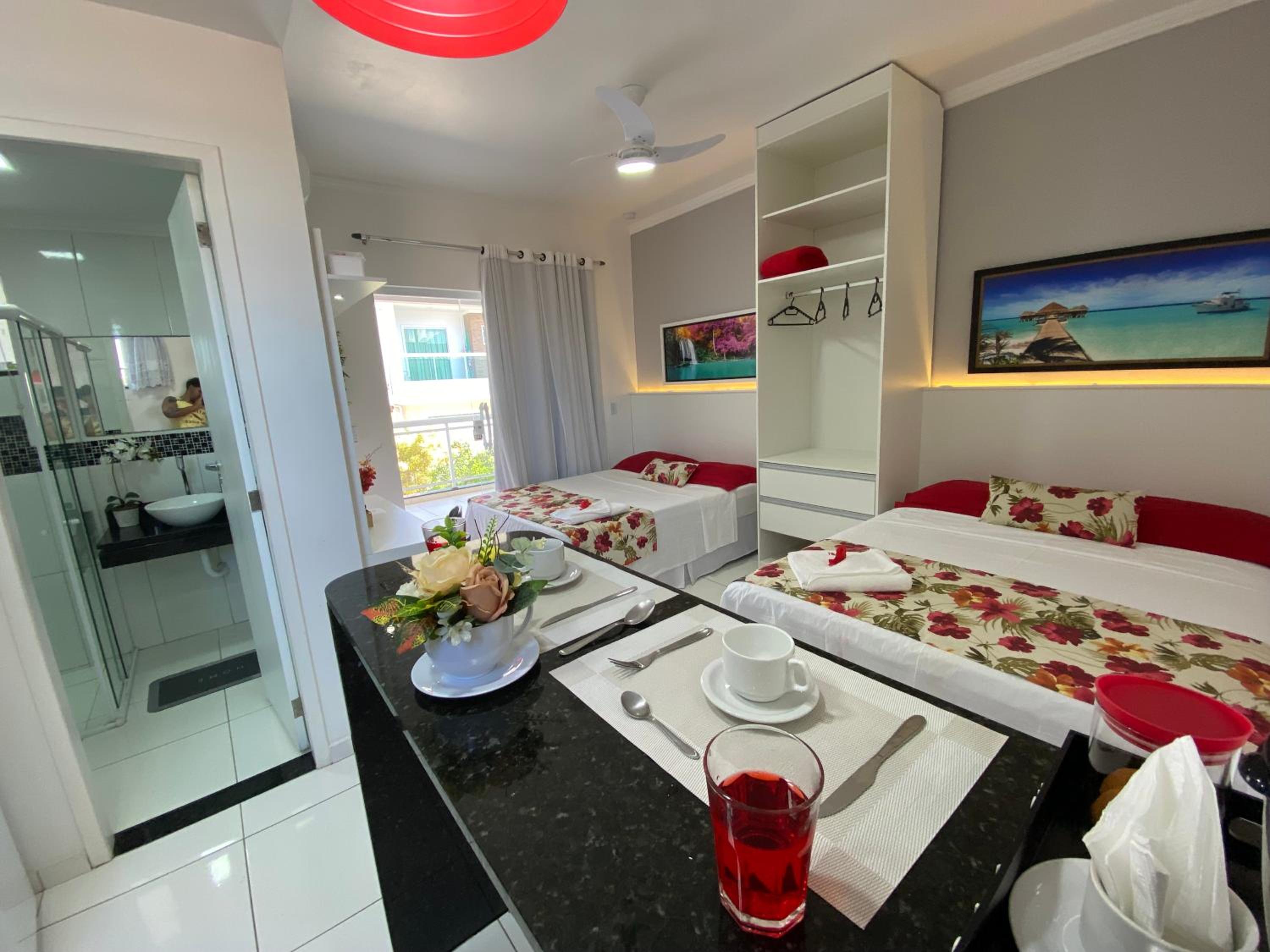 Quadruple Room with Balcony - Photo 18