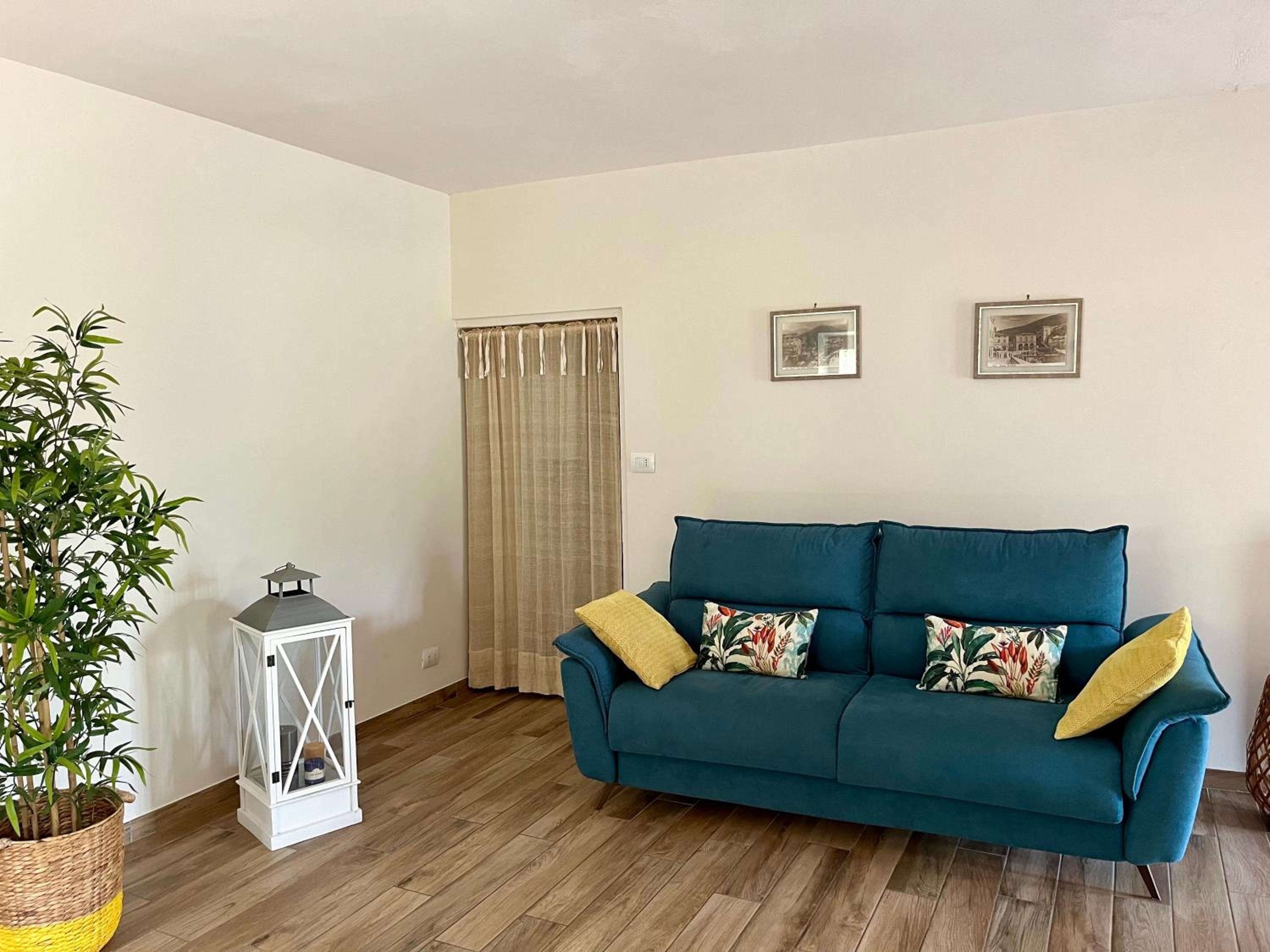 Apartment photo 1