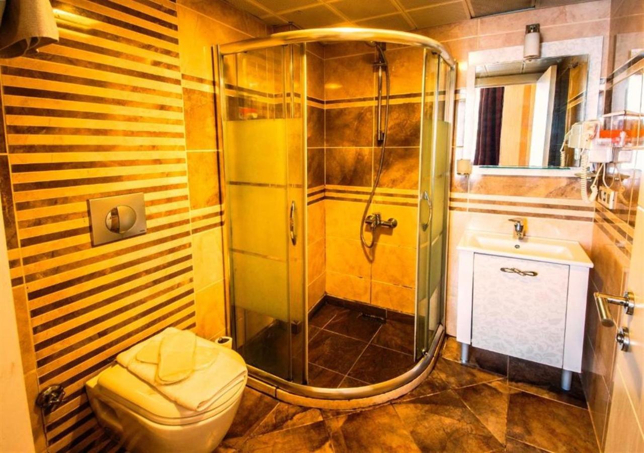 Double or Twin Room photo 2