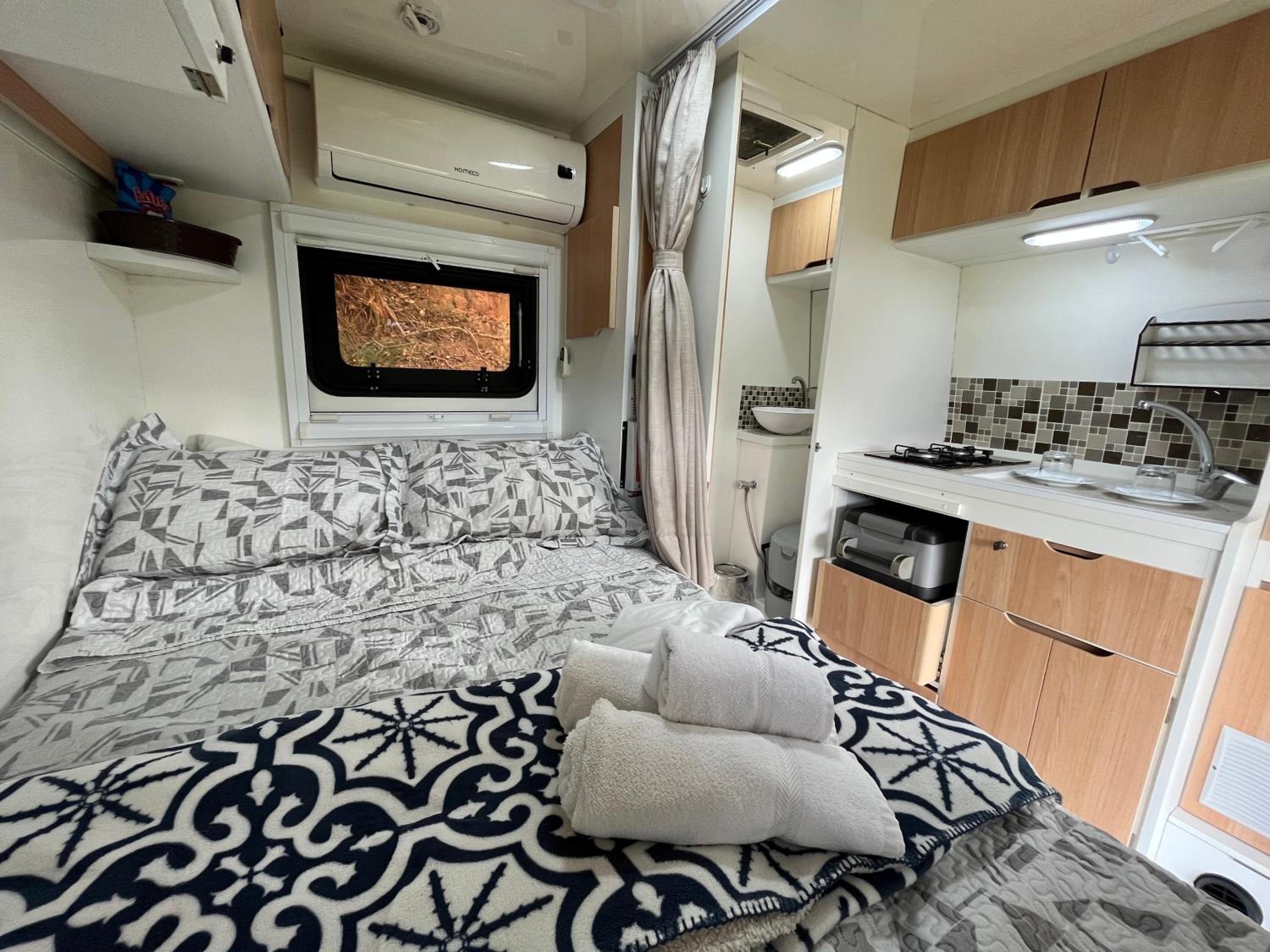 Caravan photo 1