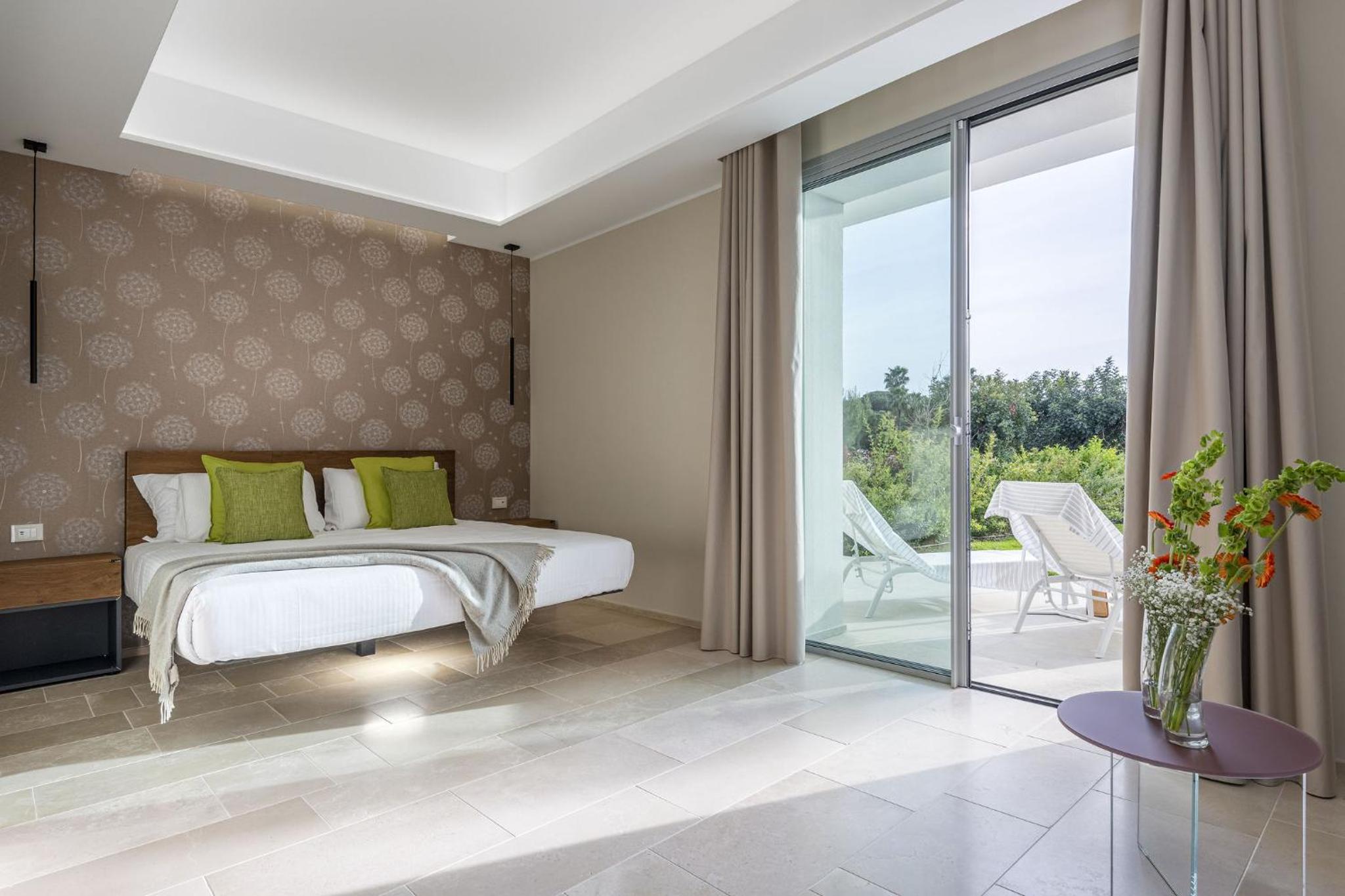 Junior Suite with Terrace or Patio - Photo 1