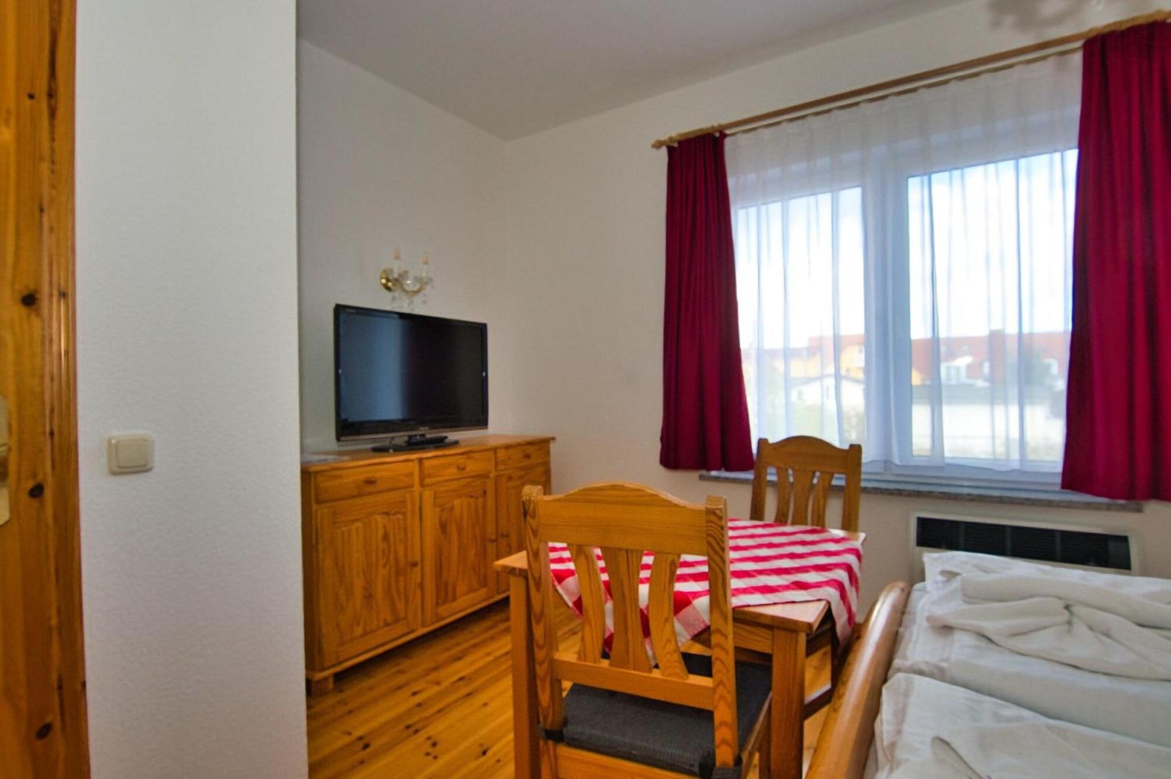 Villa photo 2