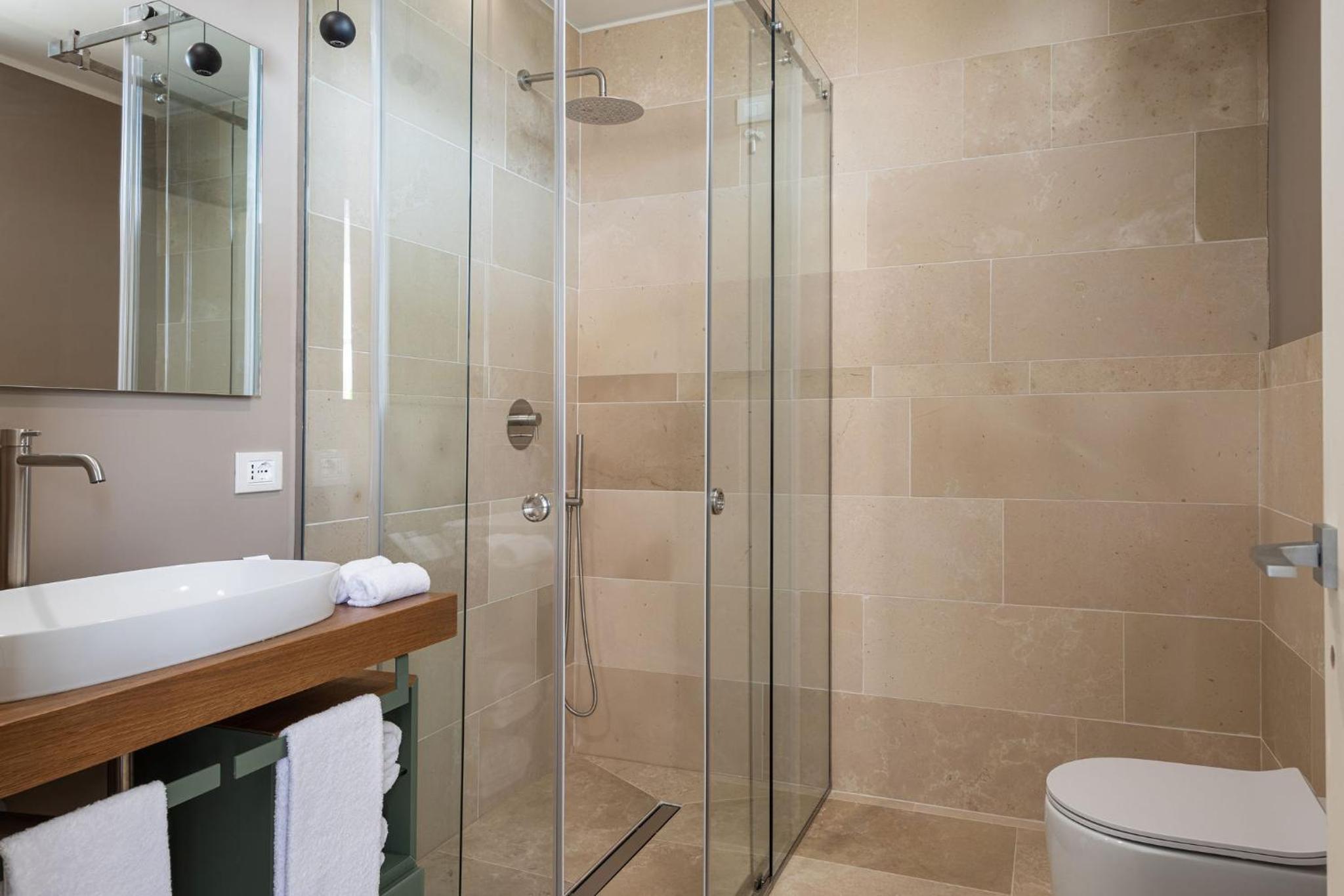 Premium Room with Balcony or Patio - Photo 3