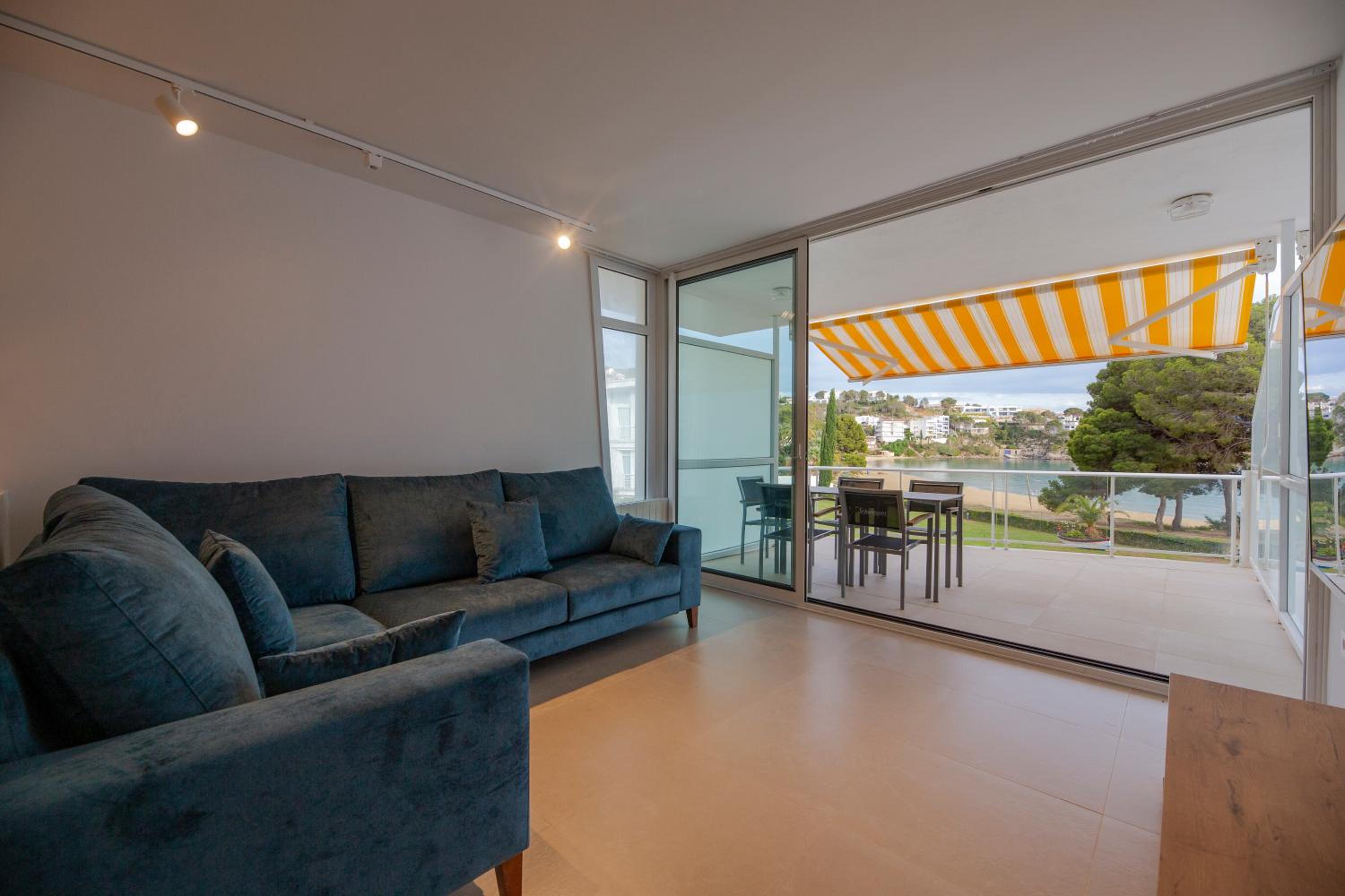 Apartment - Photo 2