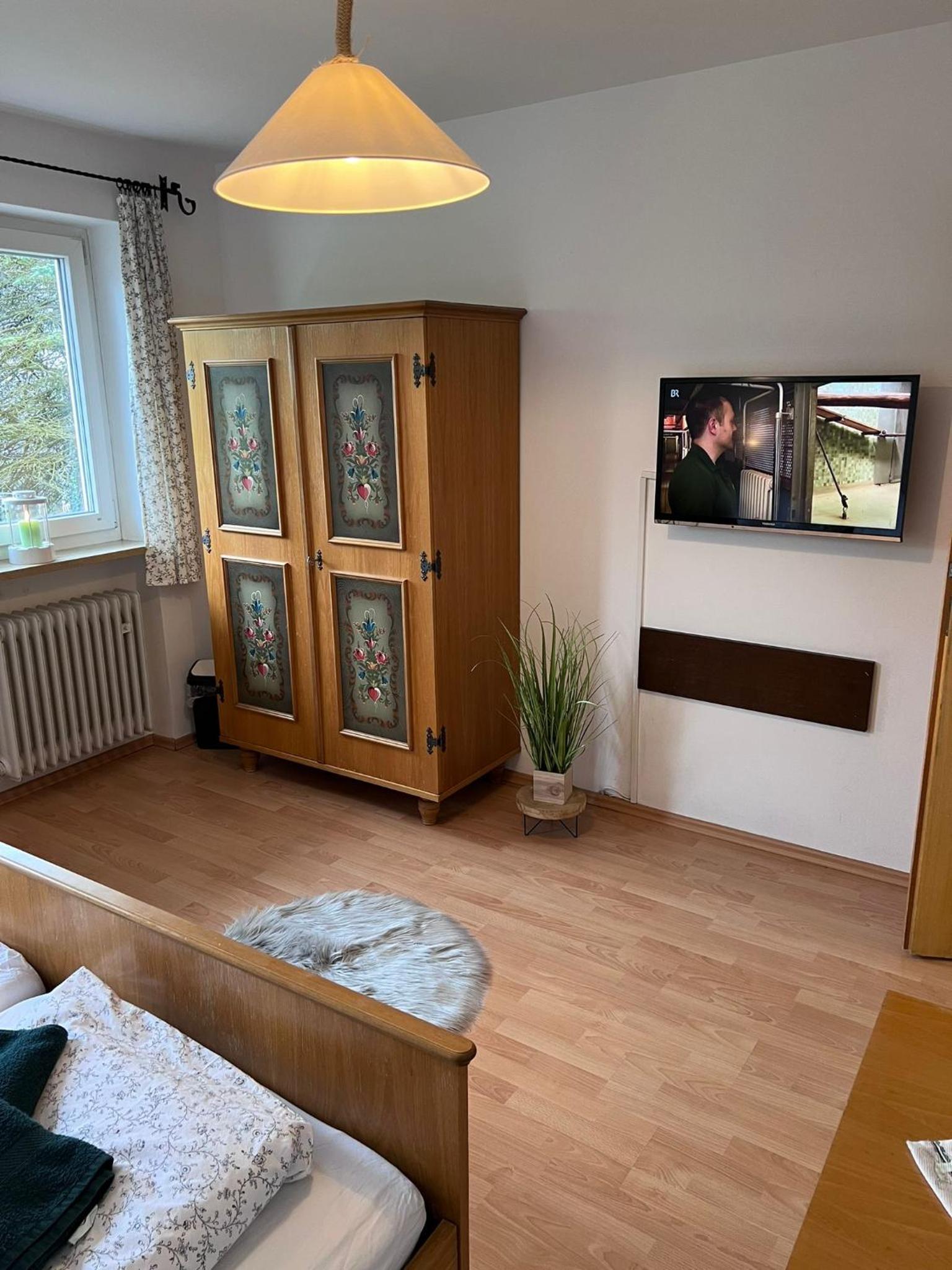 Budget Double Room photo 3