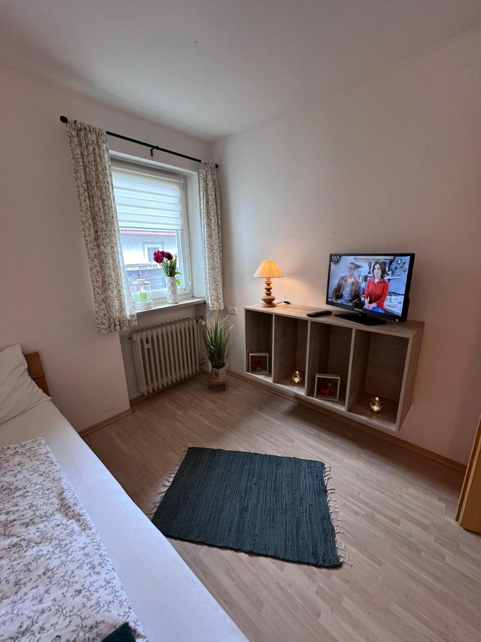 Budget Single Room photo 2