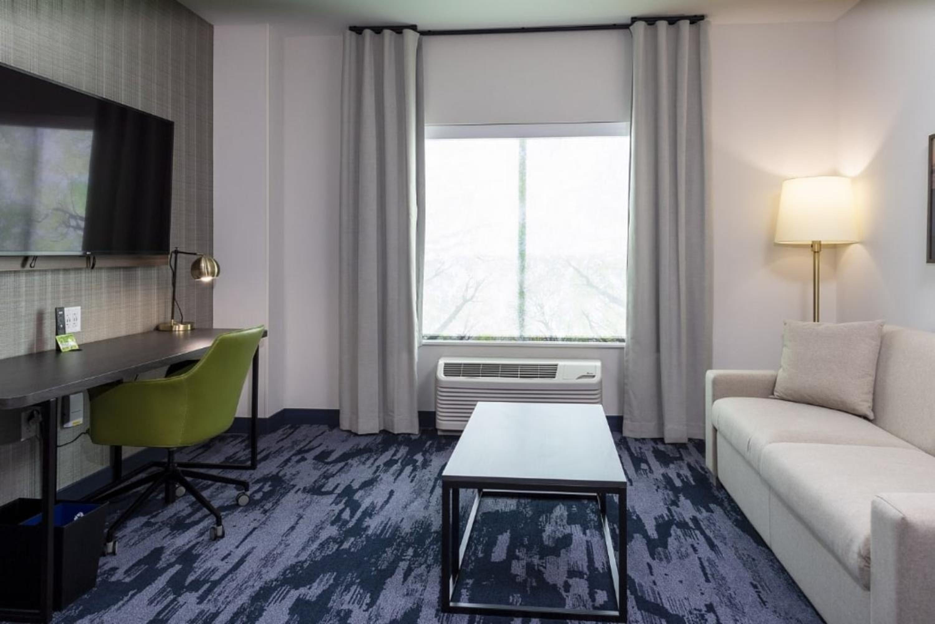 Suite, 1 King, Sofa bed - Photo 7