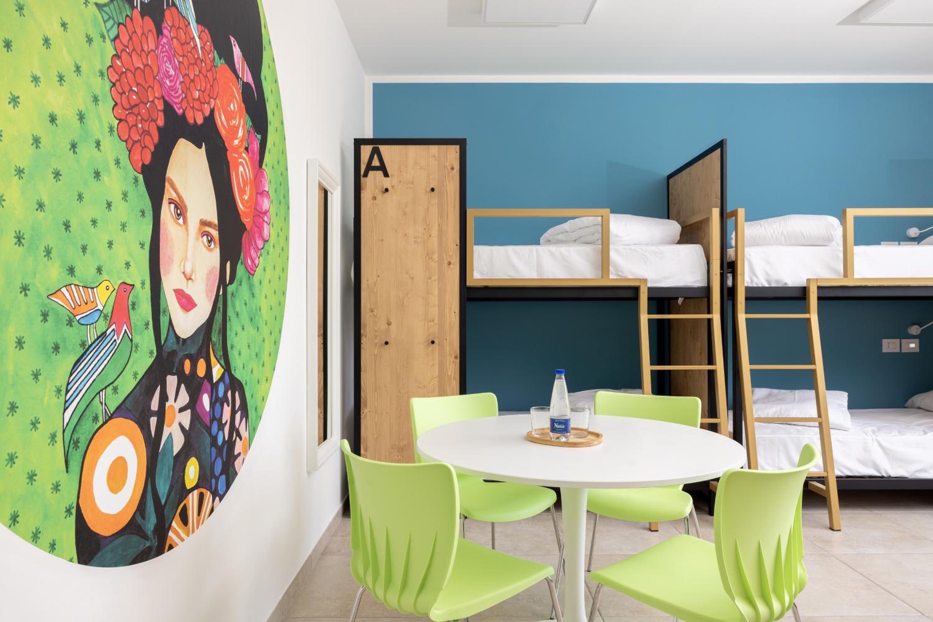 Mixed Dormitory Room photo 3