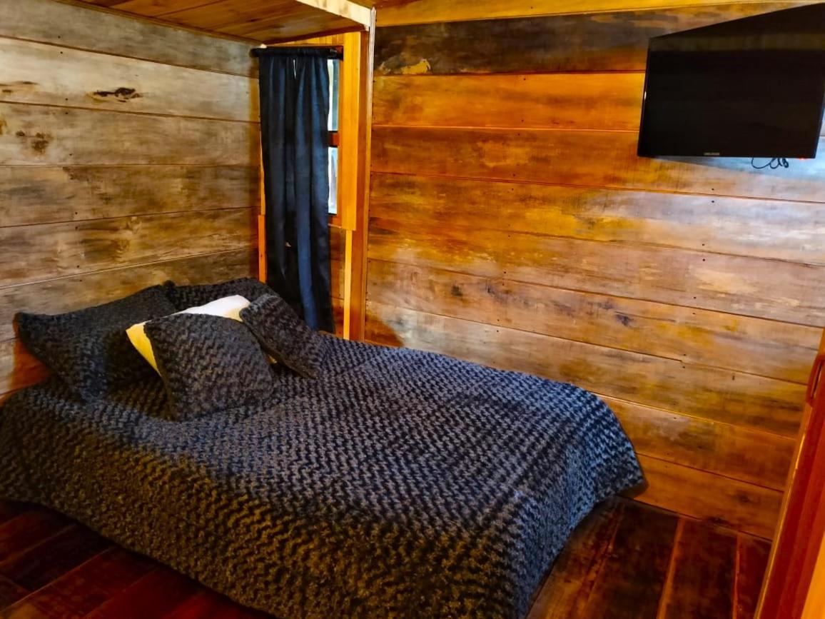Four-Bedroom Deluxe Apartment