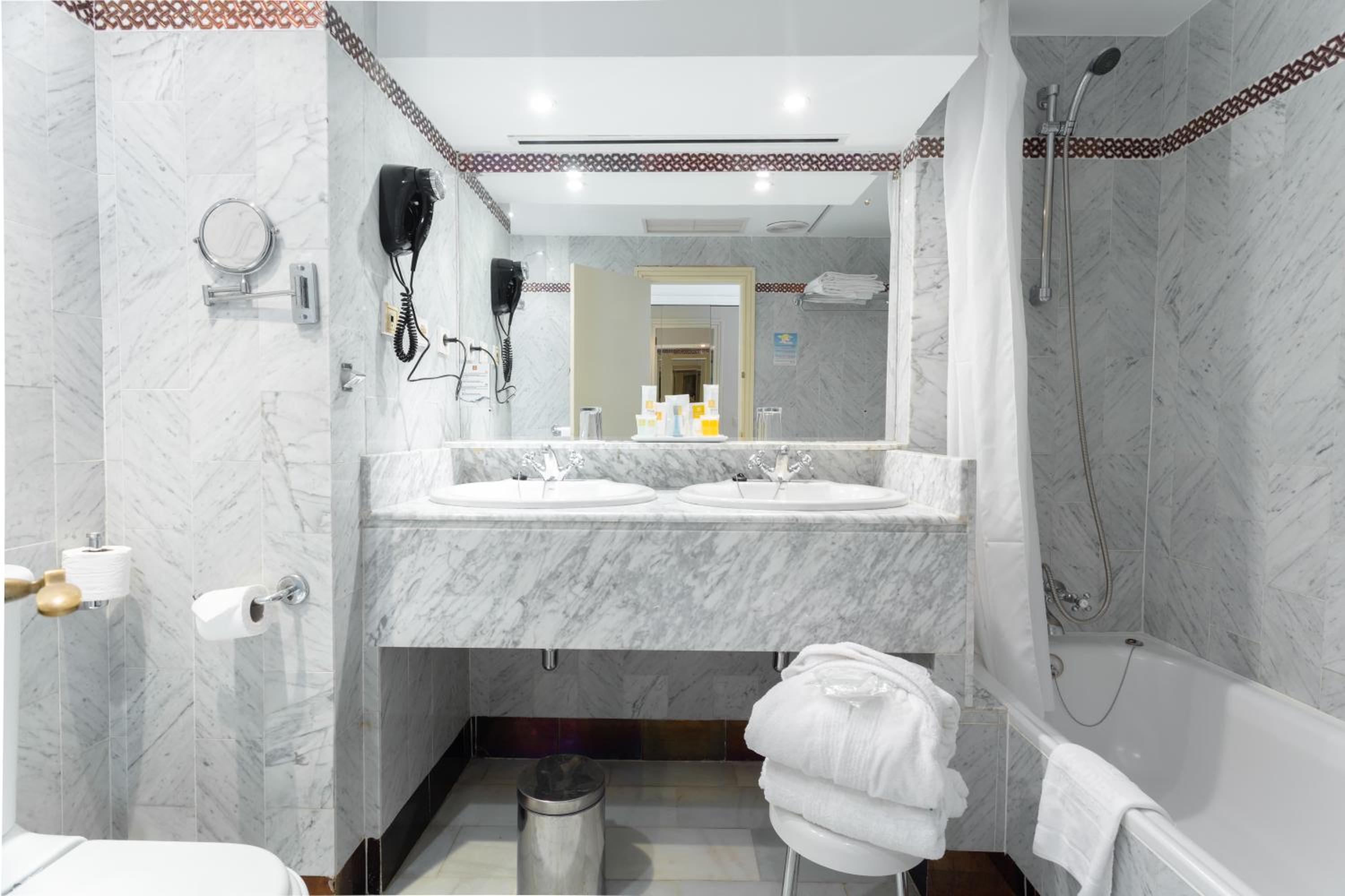 Junior Suite - Photo 4