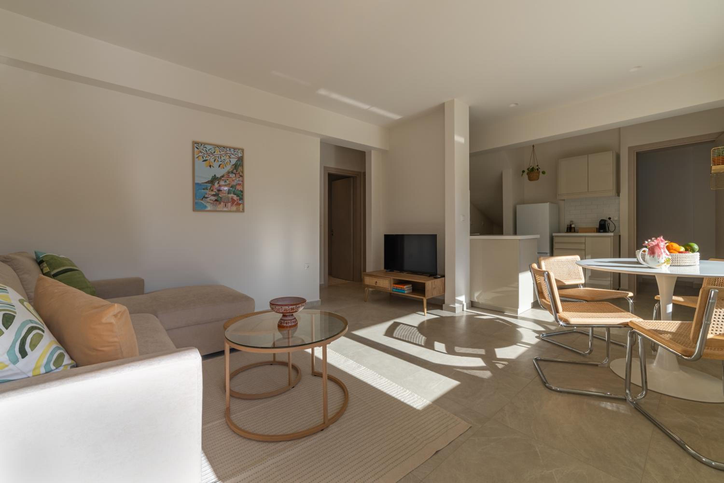 Deluxe Two-Bedroom Apartment with Garden View