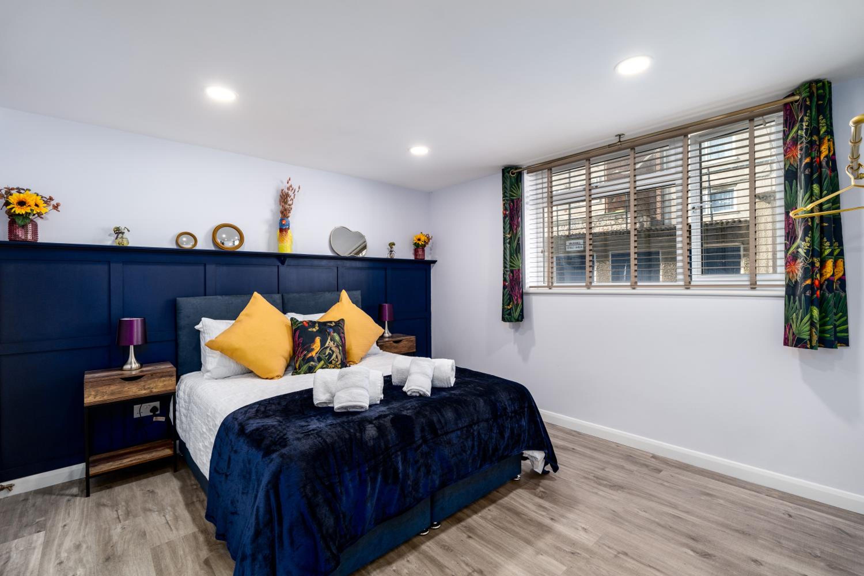 Three-Bedroom Apartment photo 2