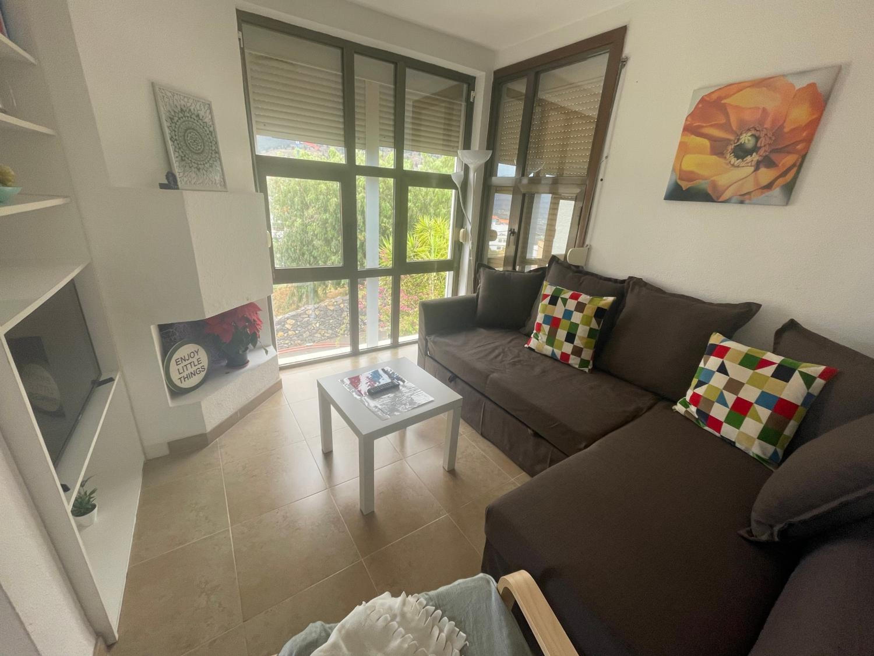Apartamento de dos habitaciones con vista al mar