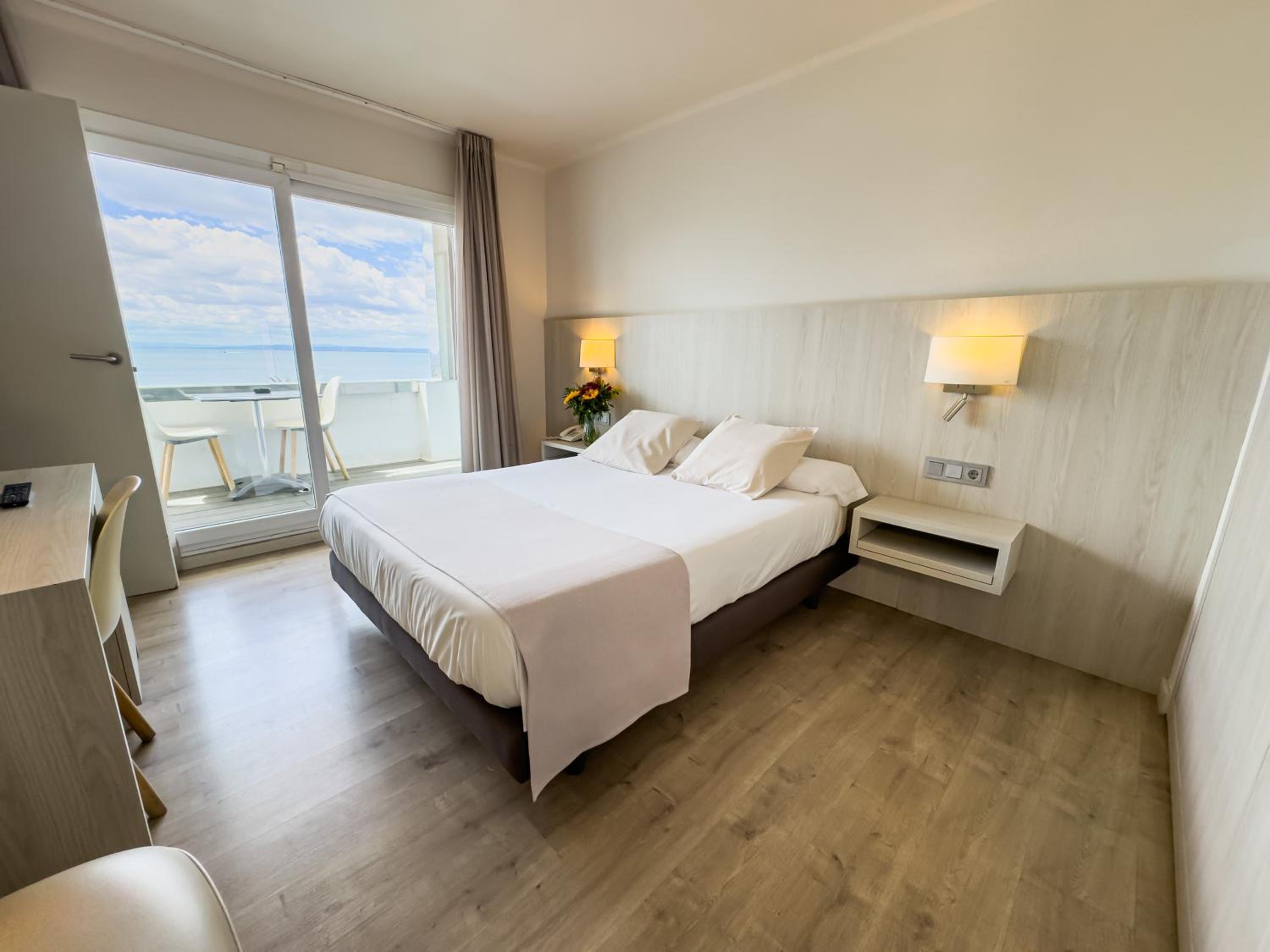 Habitación Deluxe Doble o Twin con vista al mar