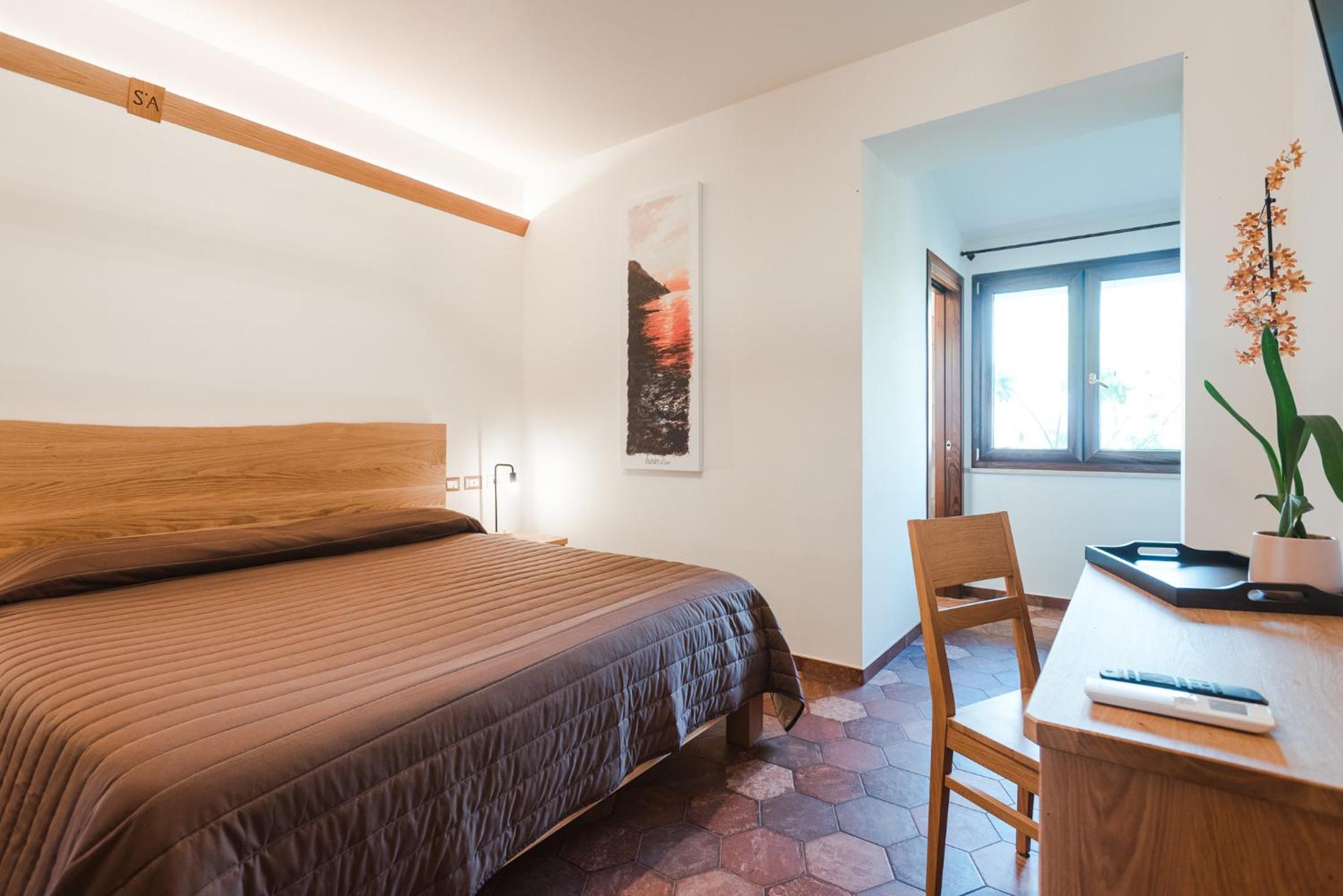 Standard Double Room photo 3