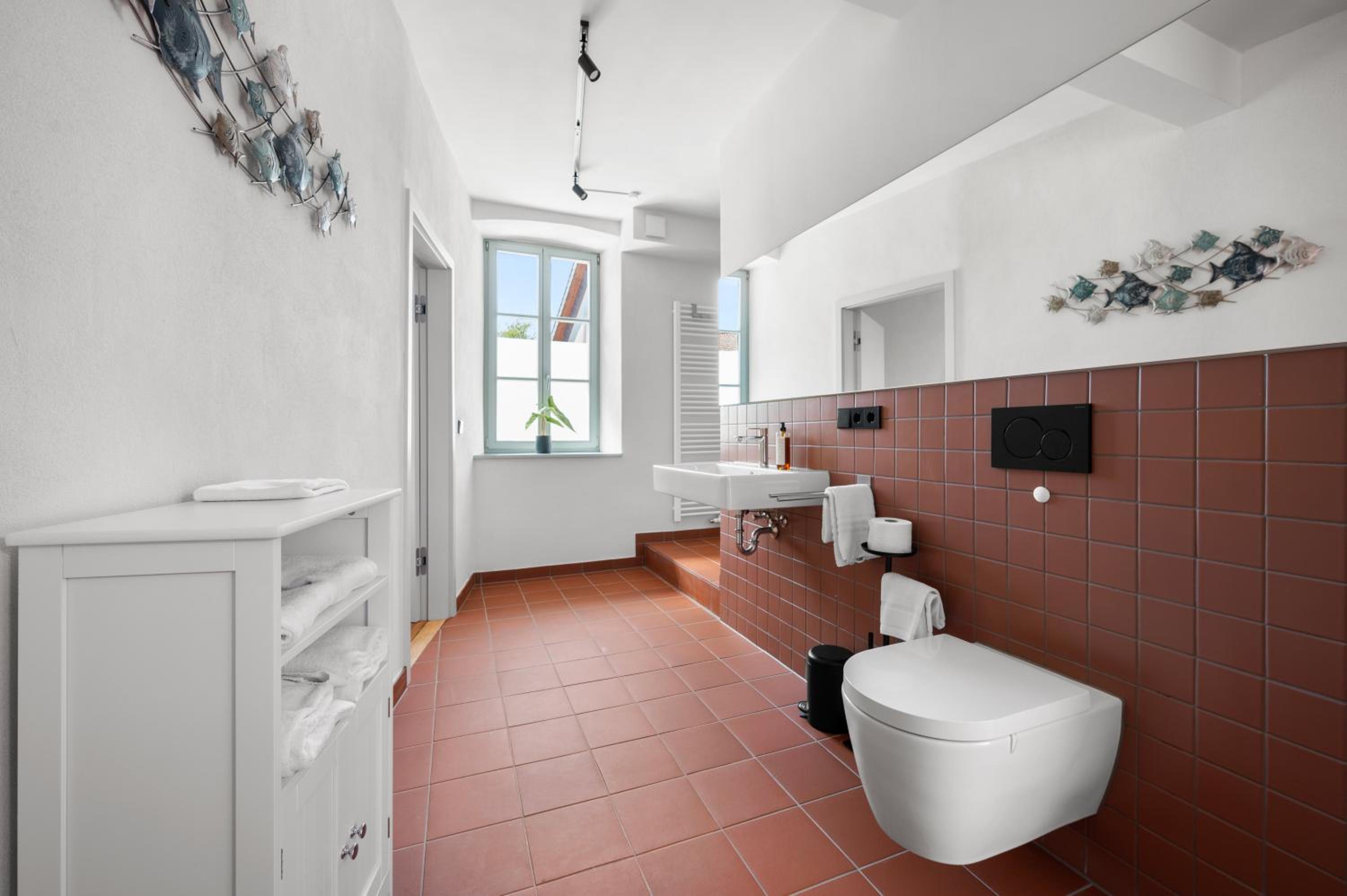 Two-Bedroom Apartment with Balcony photo 2