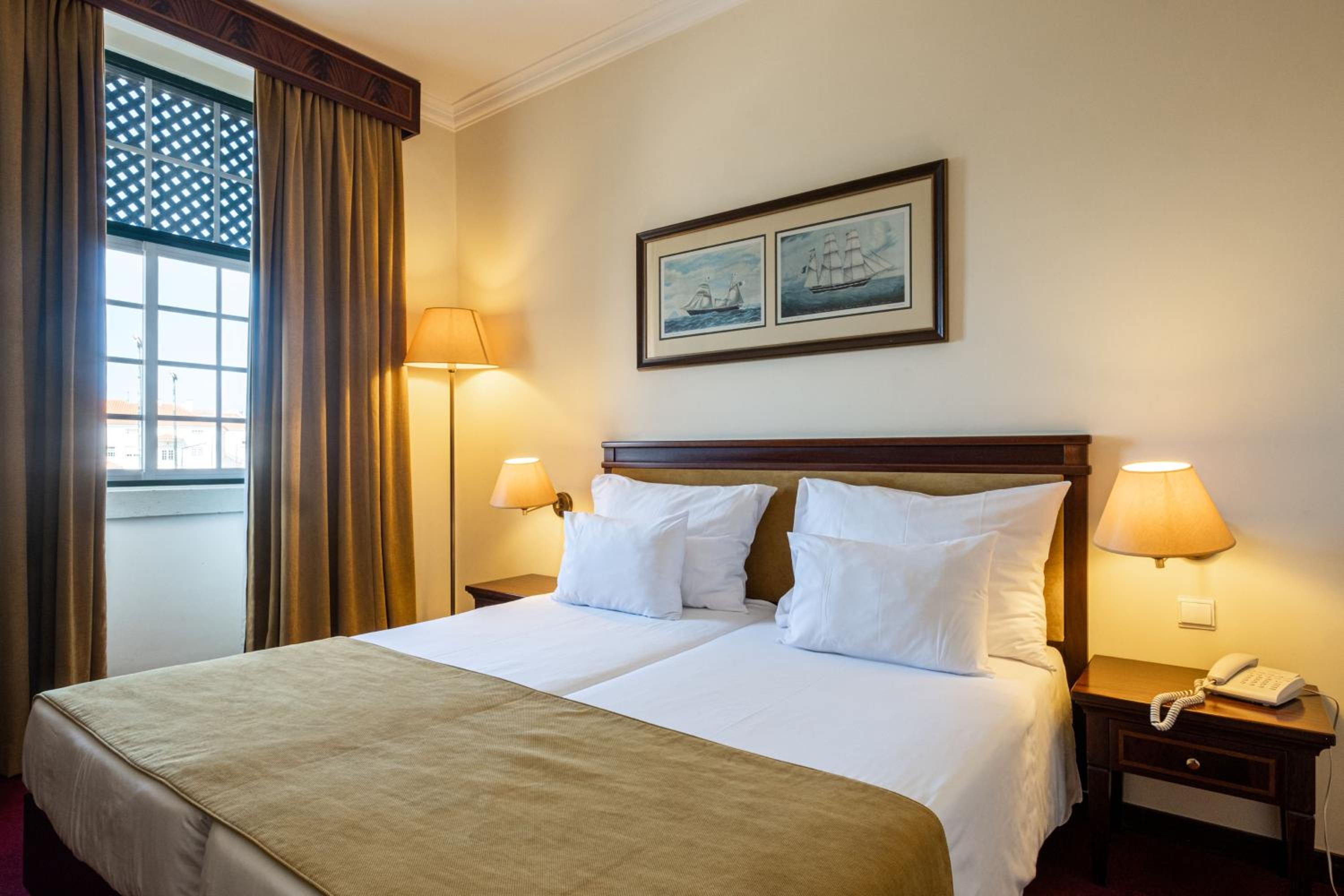 Twin Room - Photo 1