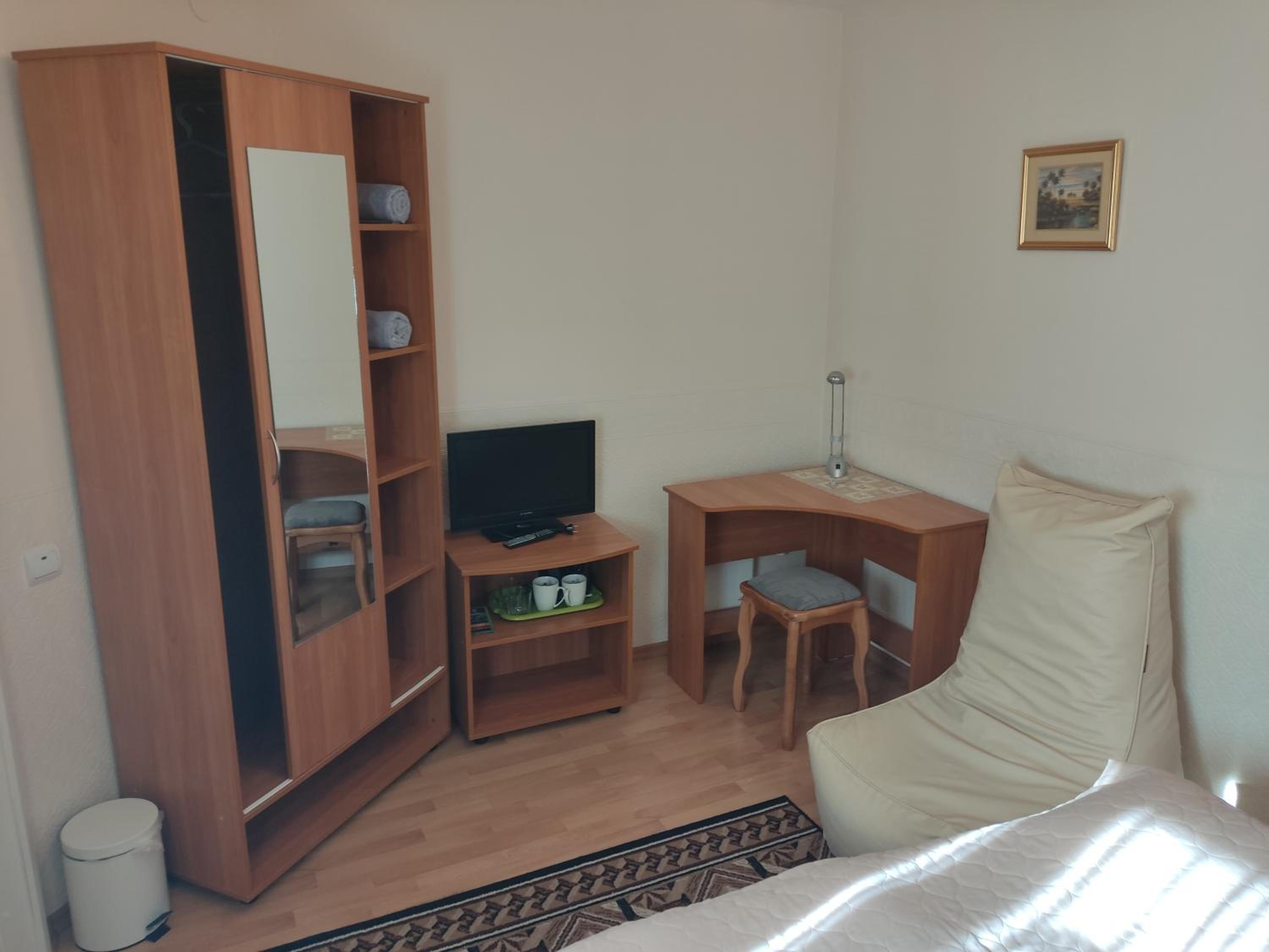 Standard Double Room with Shared Bathroom photo 2