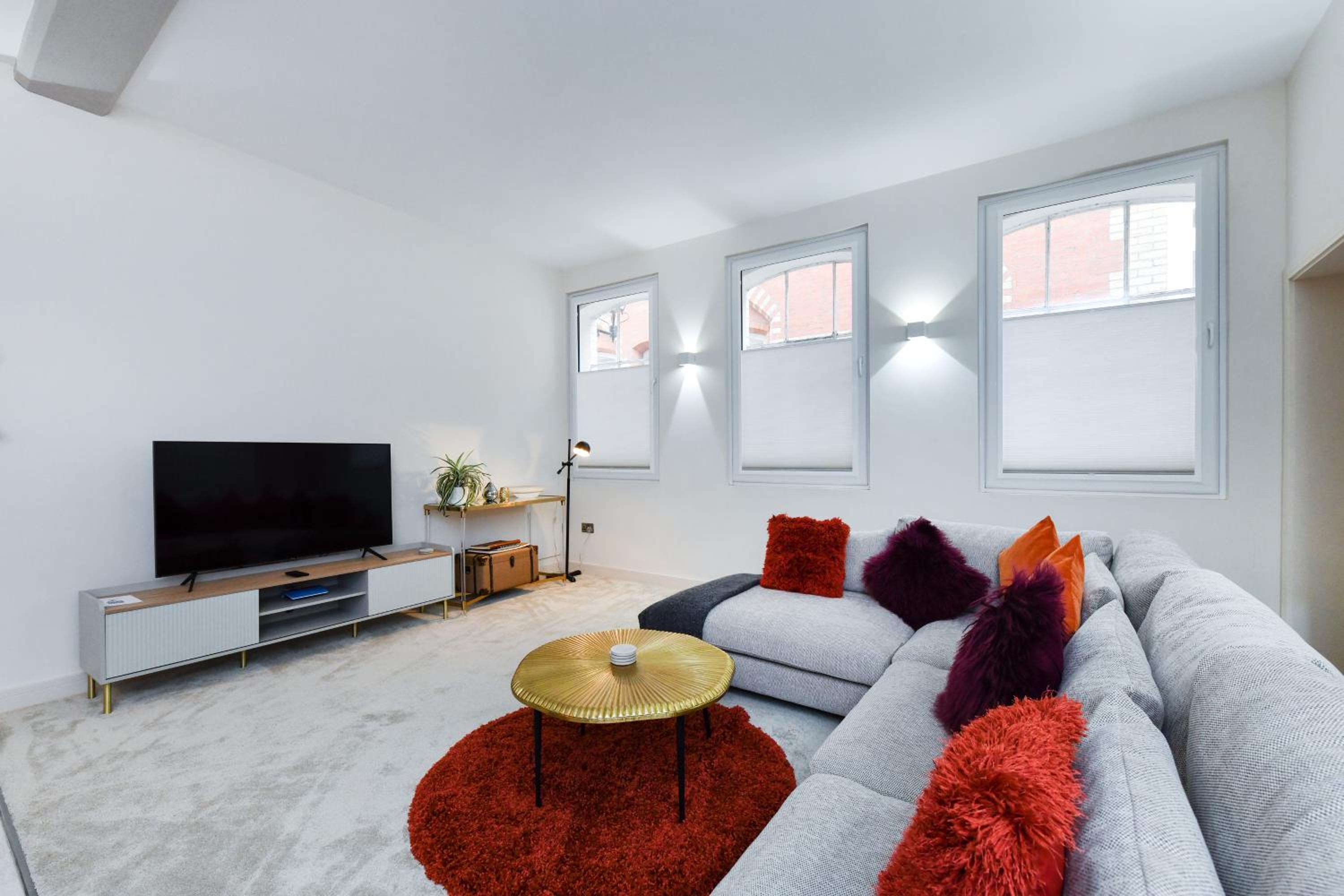 Apartment photo 1