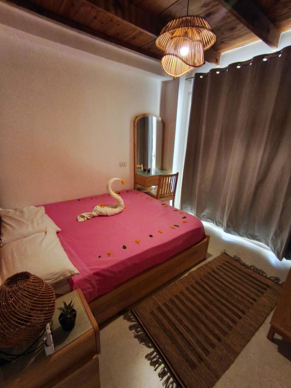 Deluxe Suite with Sea View photo 3
