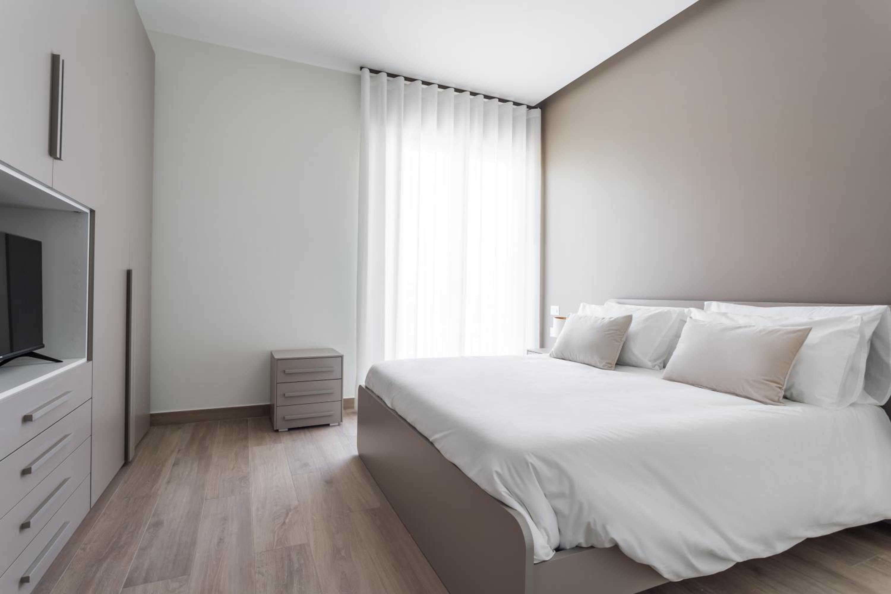 One-Bedroom Apartment with Terrace