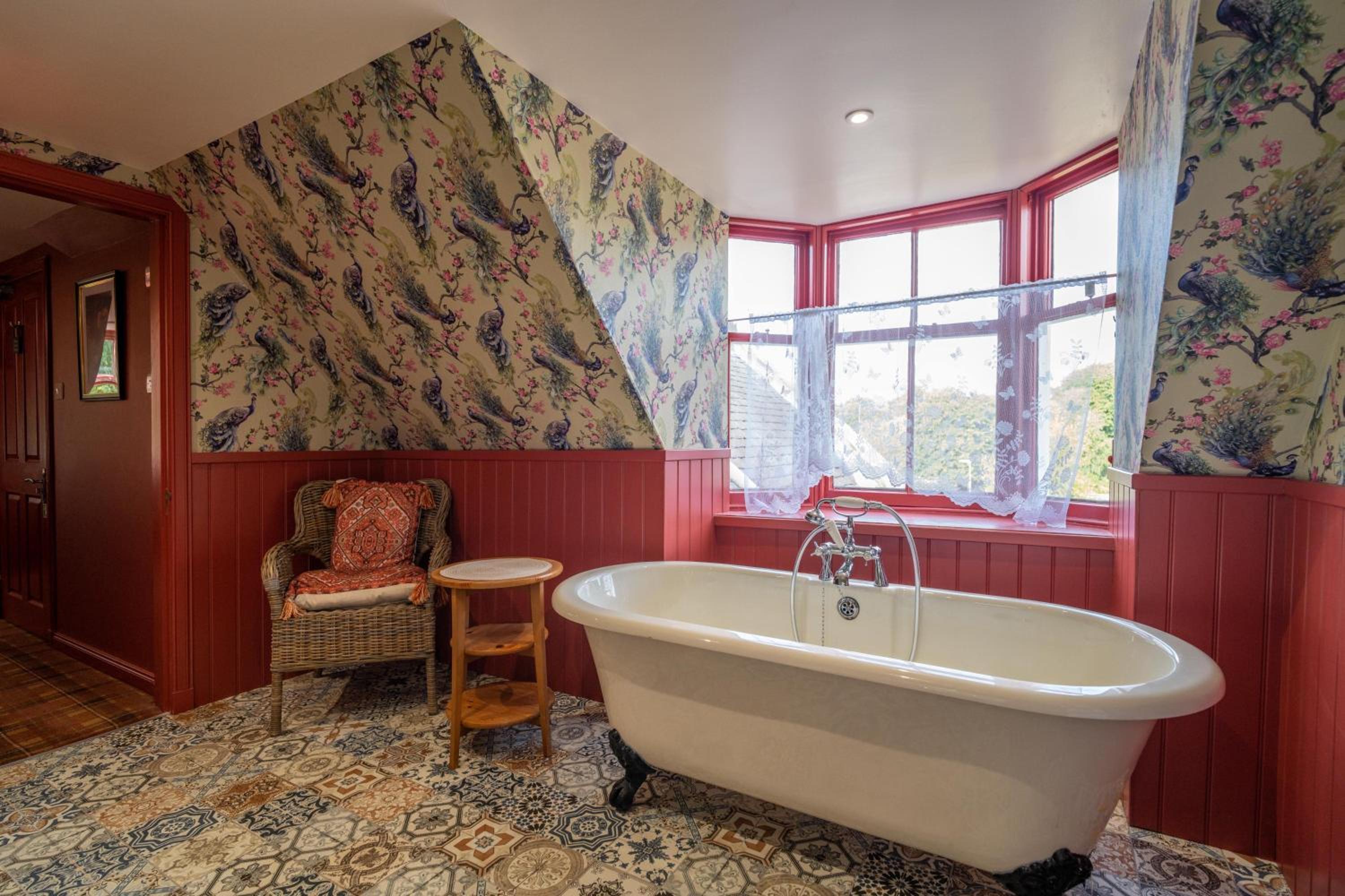 Large Double Room - Photo 8