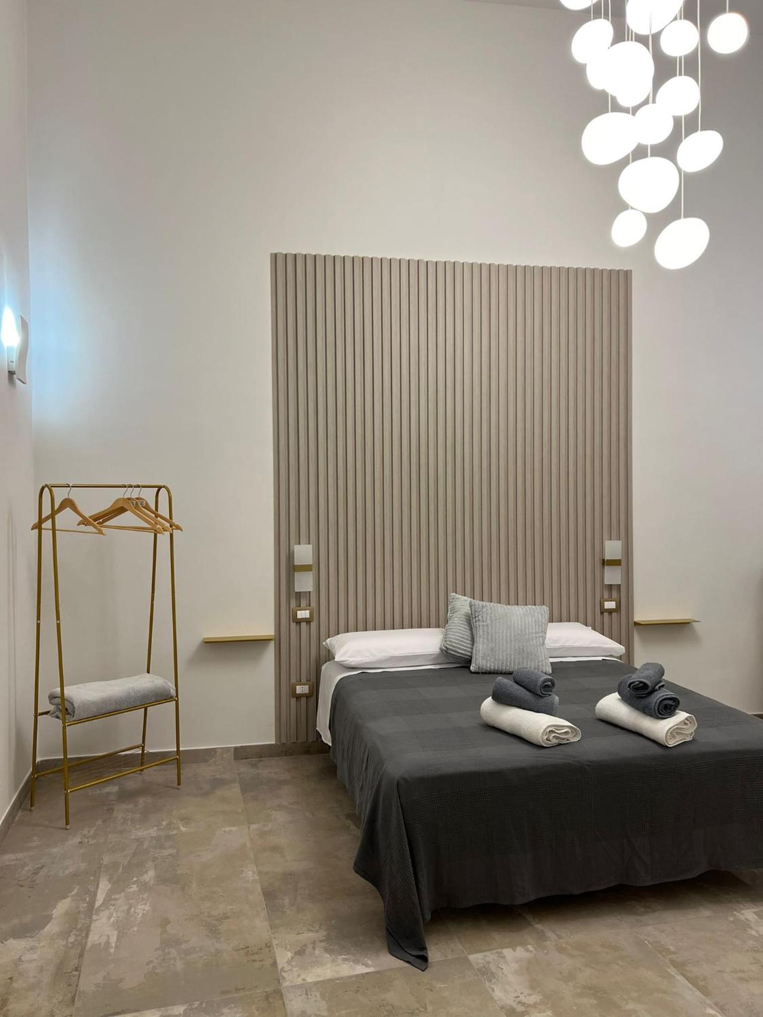 Large Double Room photo 1