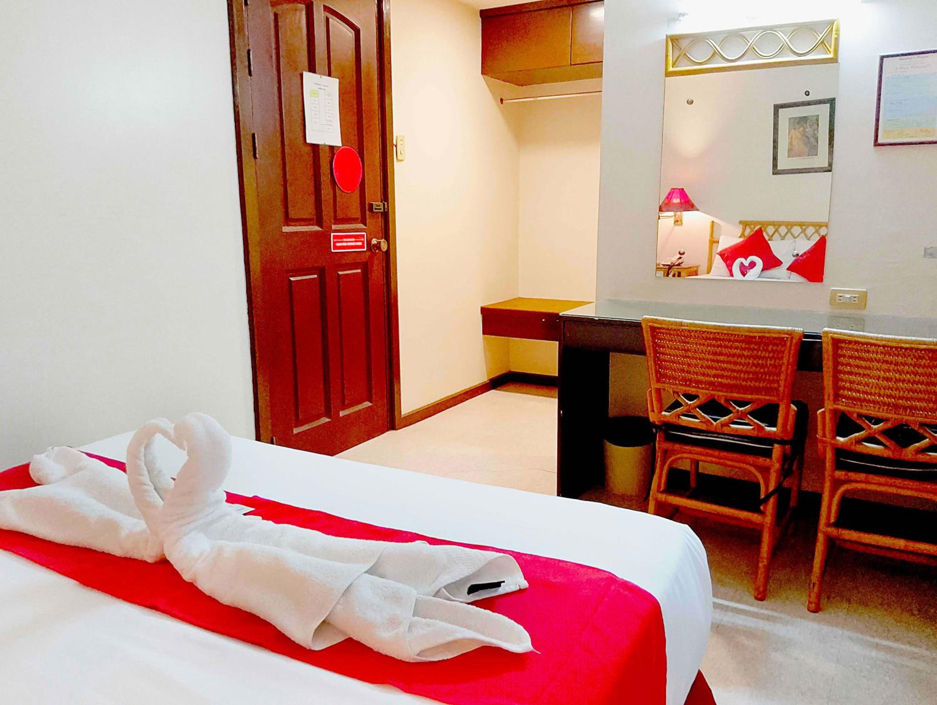 Deluxe Double Room - Photo 4