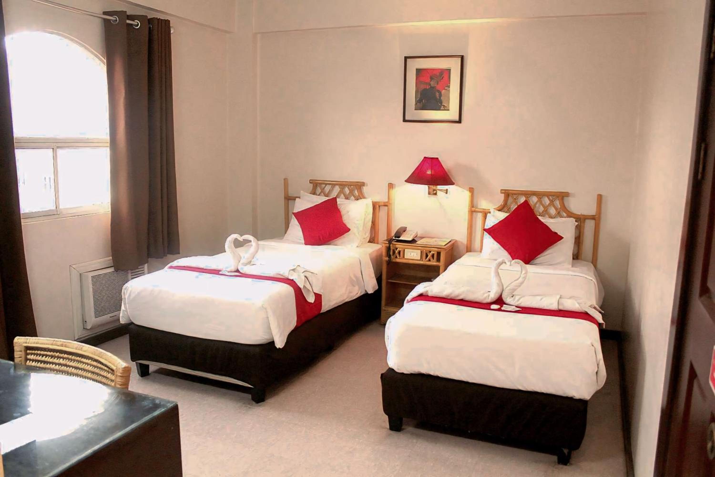 Deluxe Twin Room - Photo 3