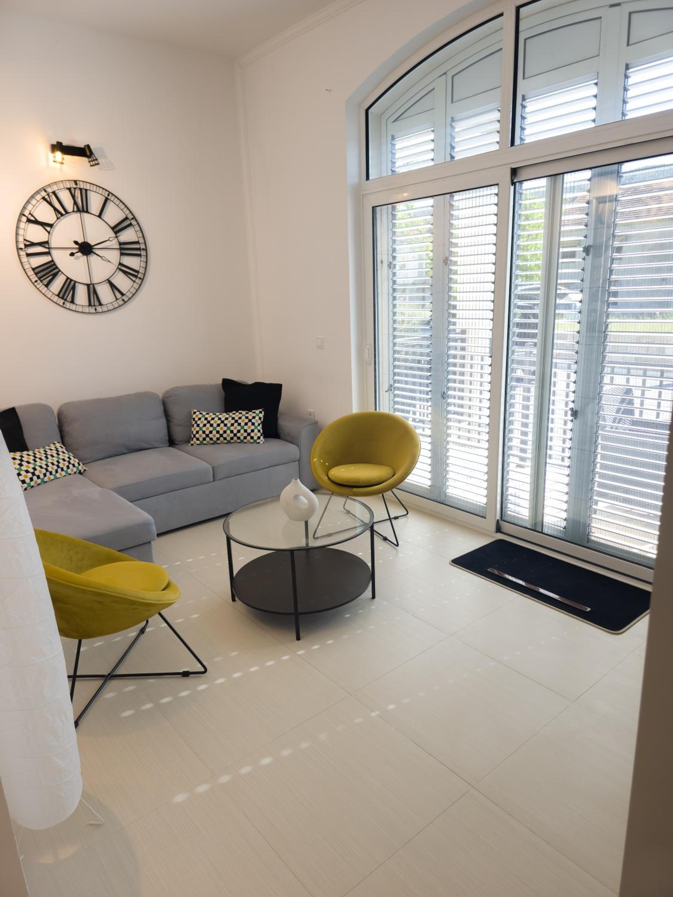 Studio Apartment with Balcony