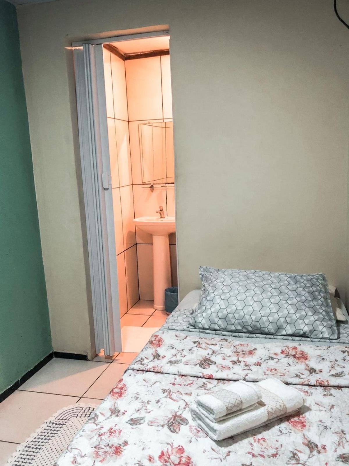 Single Room photo 1