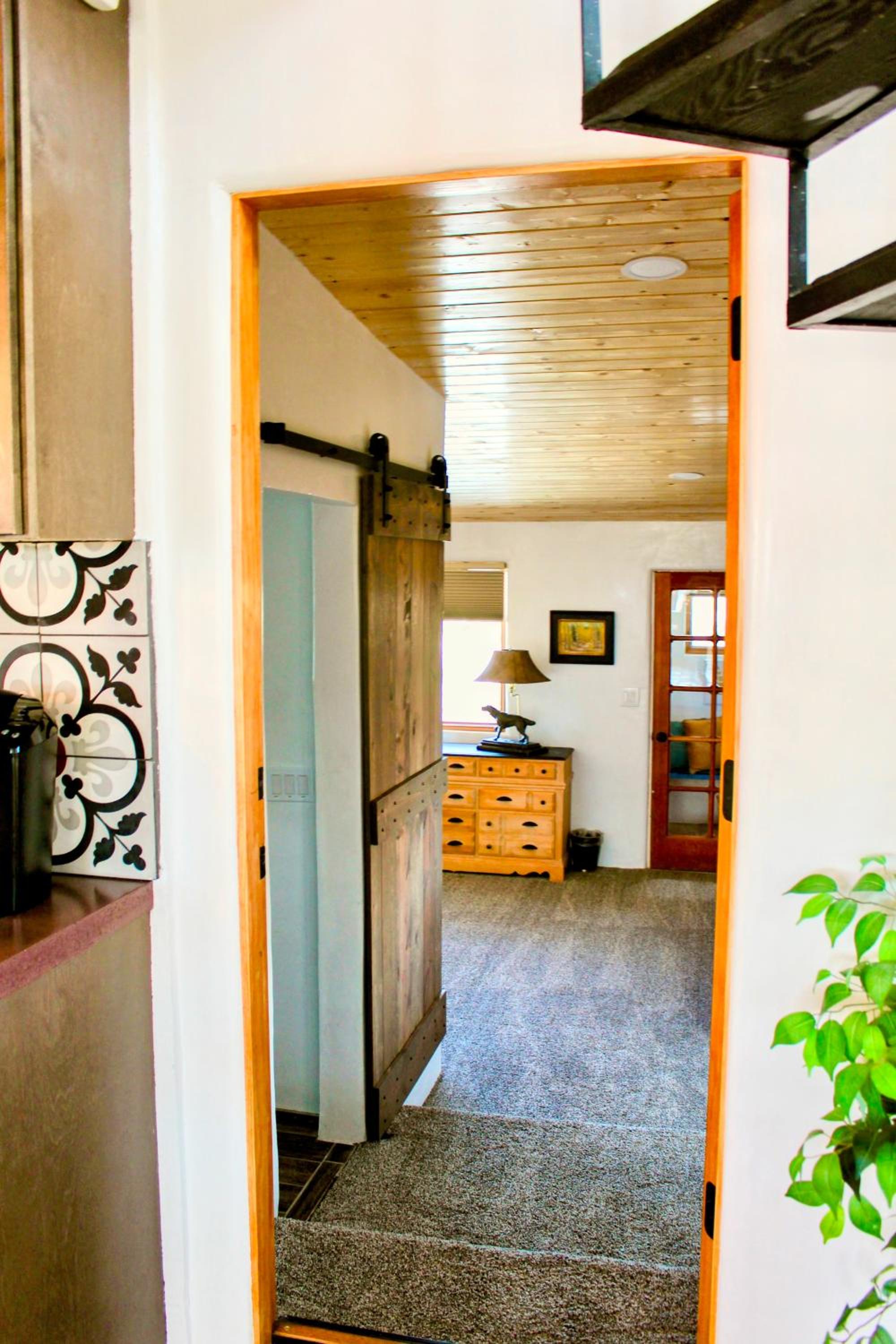 Three-Bedroom House photo 3