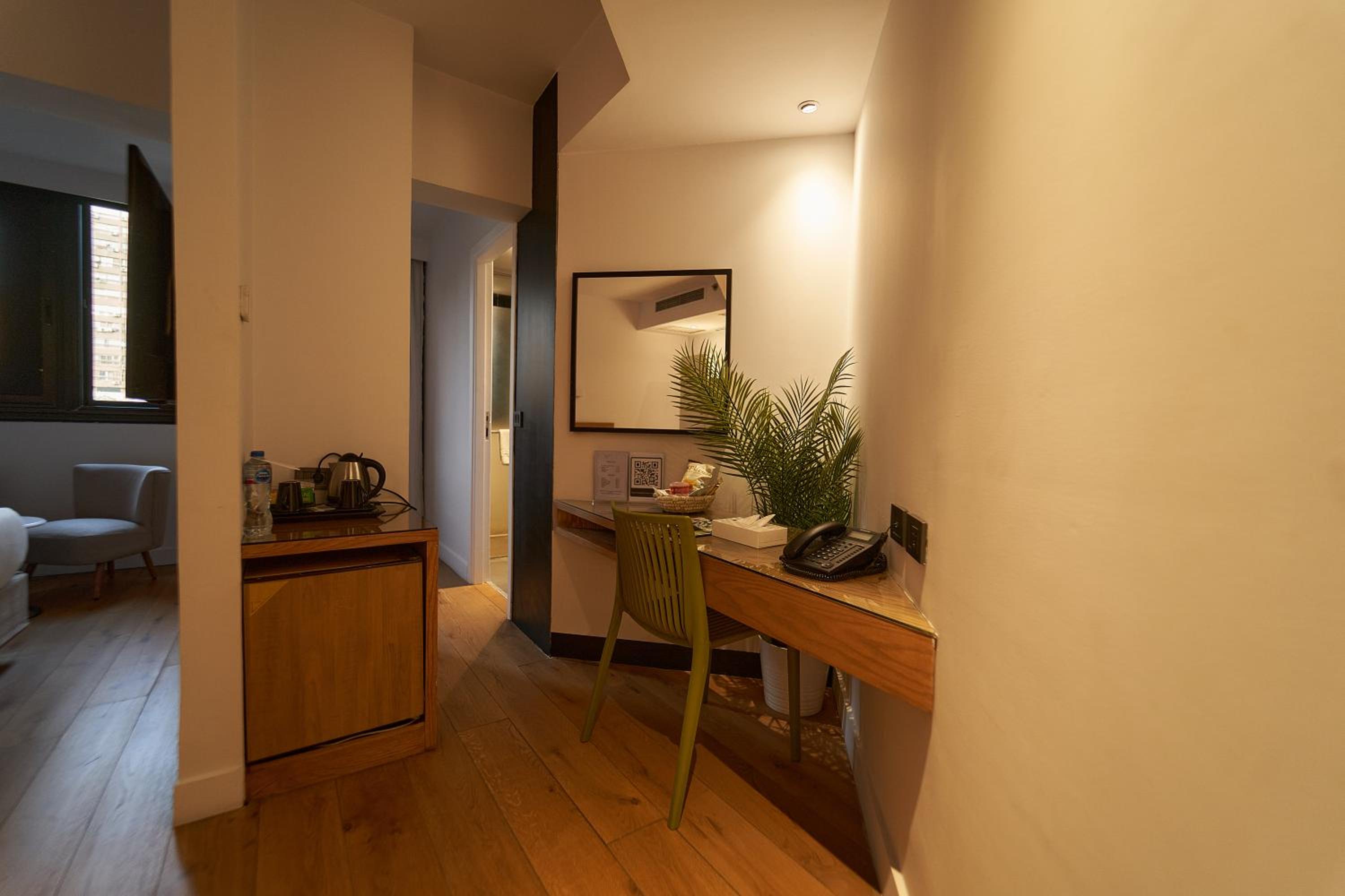 Superior Twin Room - Photo 4