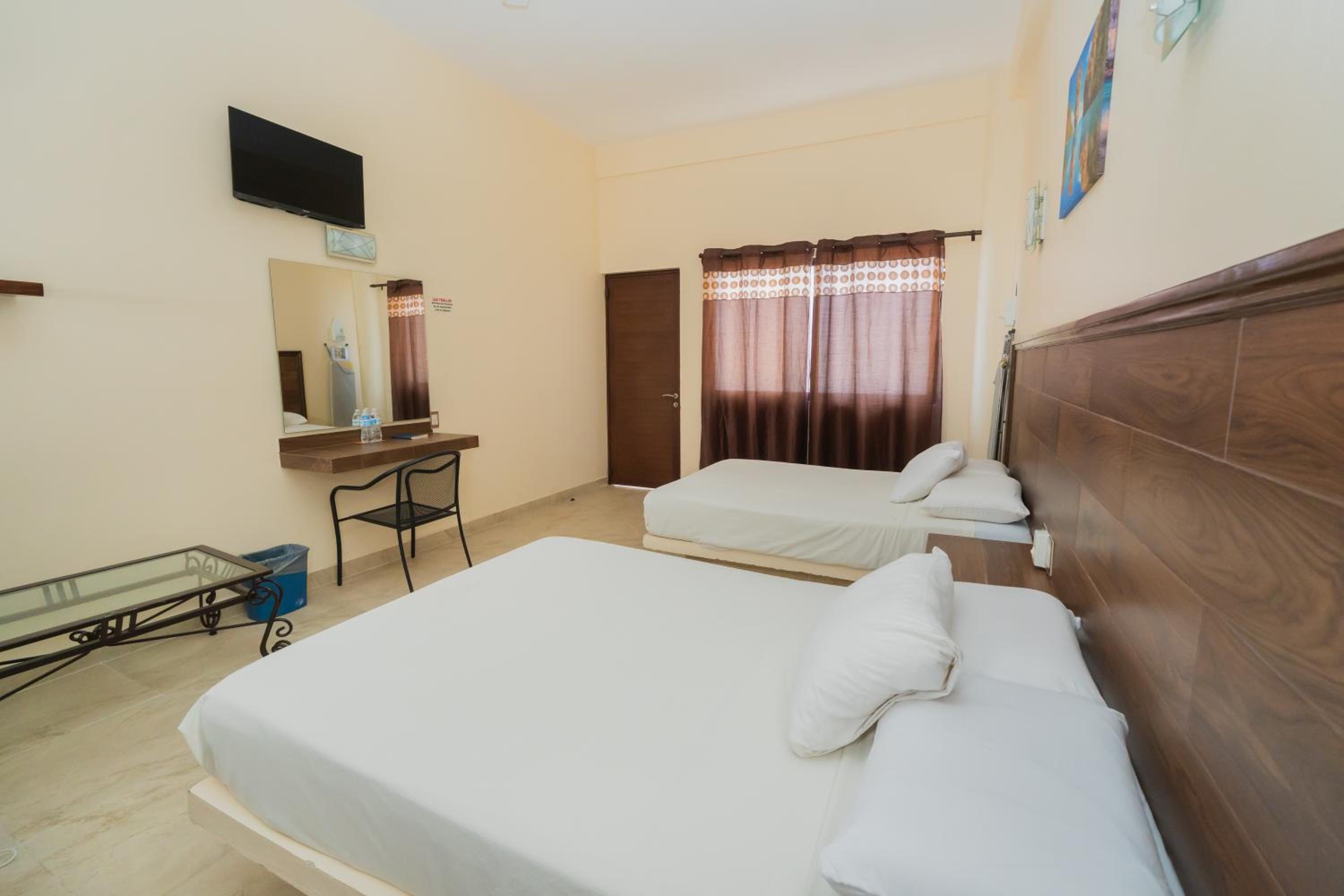 Twin Room - Photo 4
