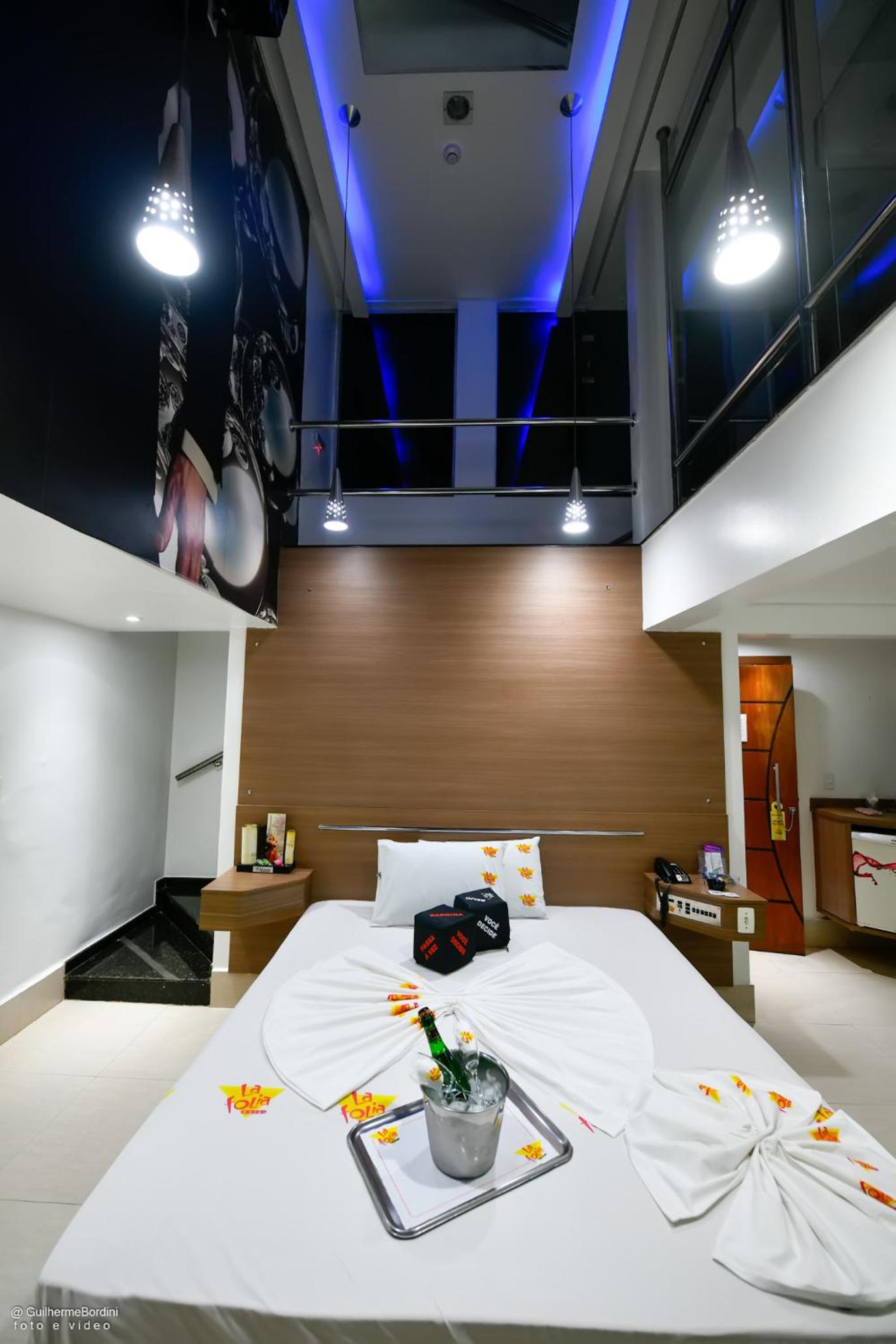Studio with Spa Bath