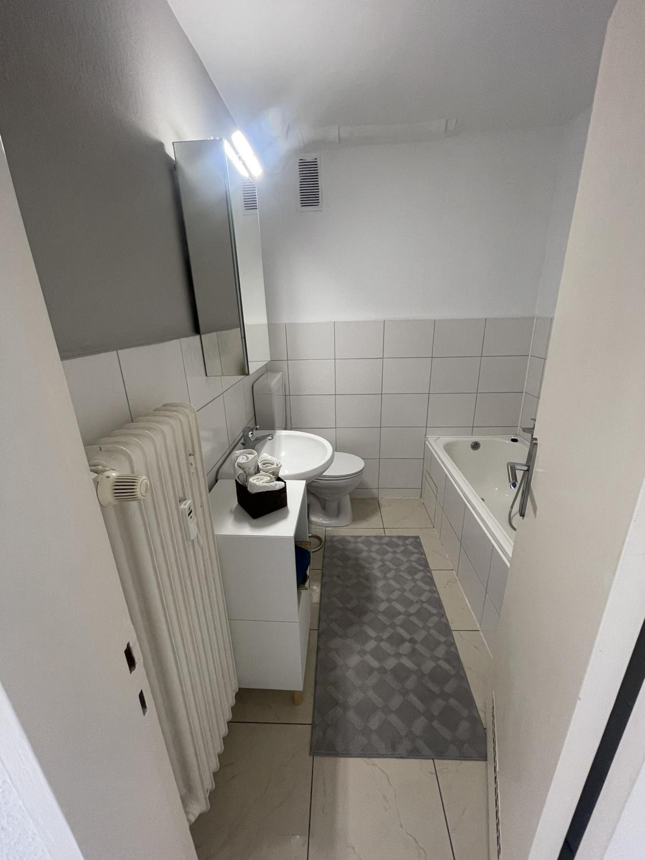 Superior One-Bedroom Apartment With Balcony photo 2