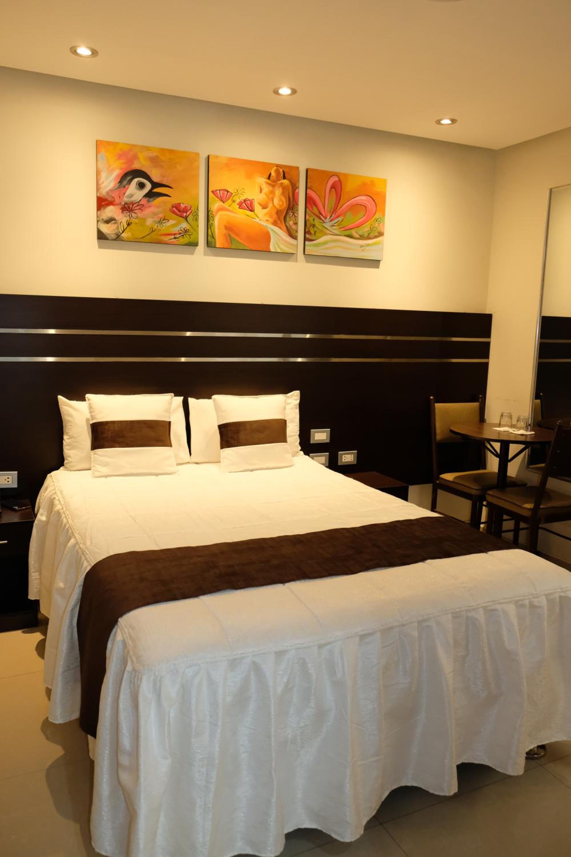 Budget Double Room photo 3