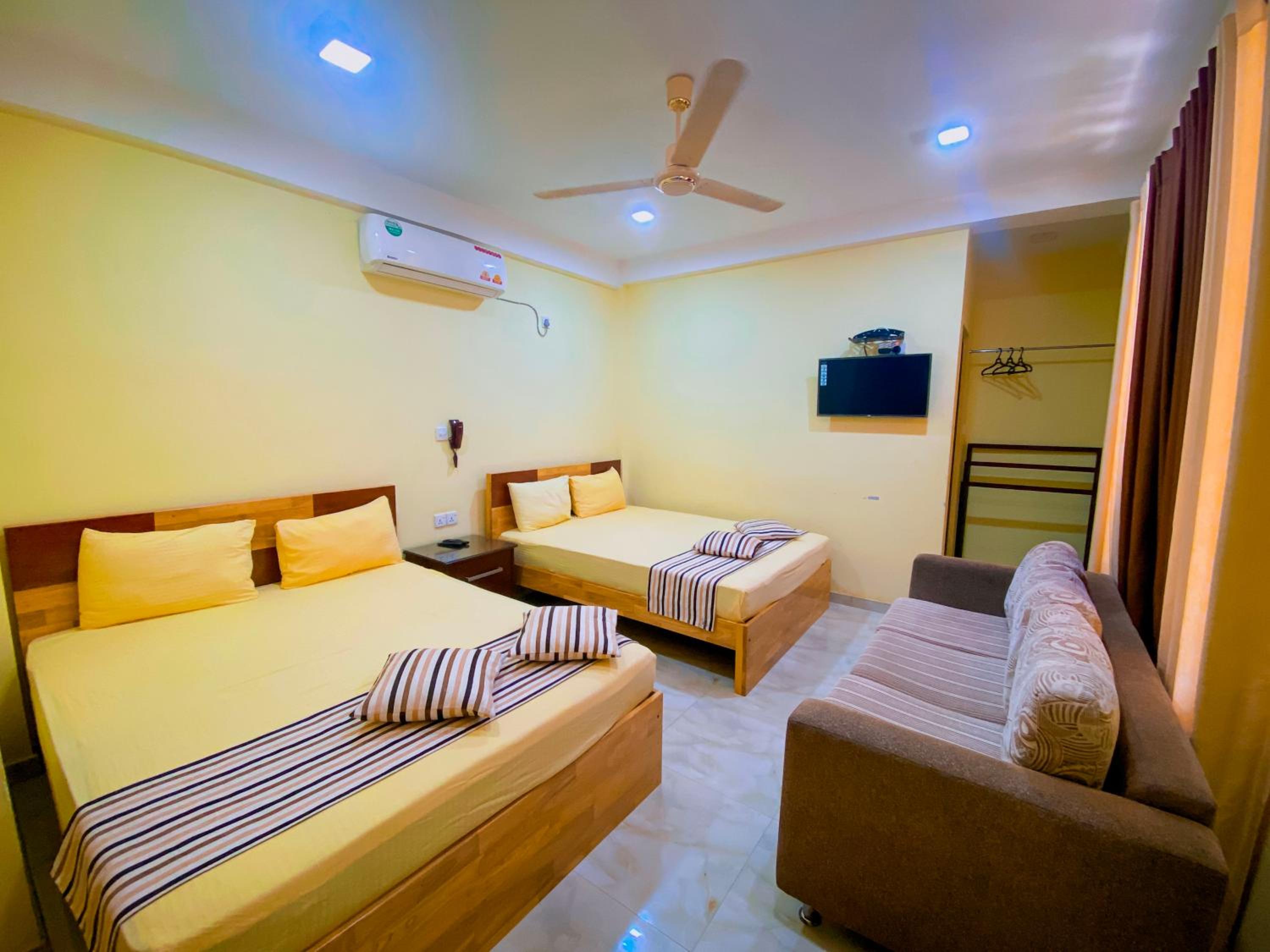 Deluxe Quadruple Room