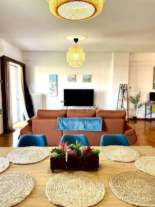 Three-Bedroom Apartment photo 1