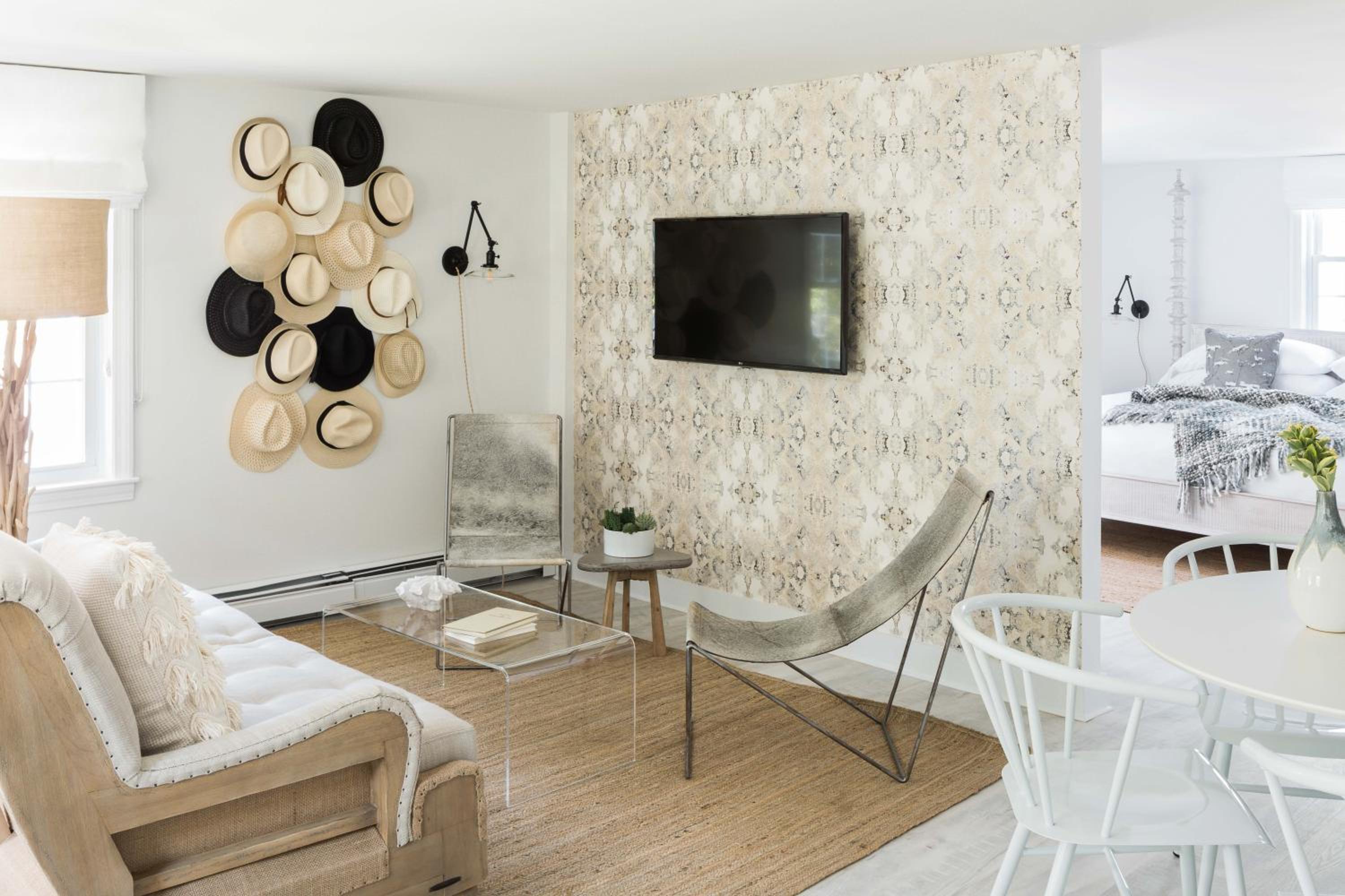 One-Bedroom Suite photo 2