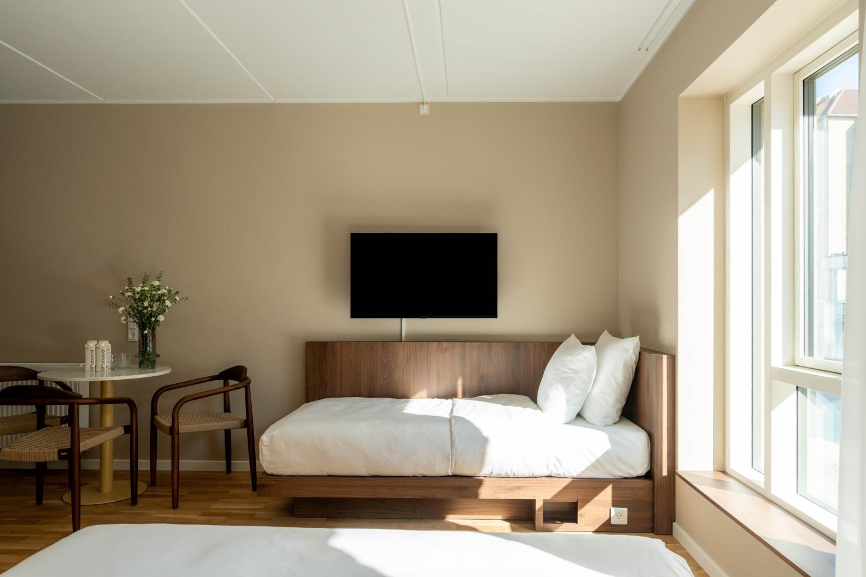 Extra Large Studio with Kitchen and Extra Bed - Photo 4