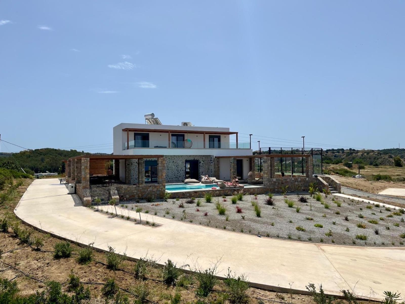 Superior Villa photo 3