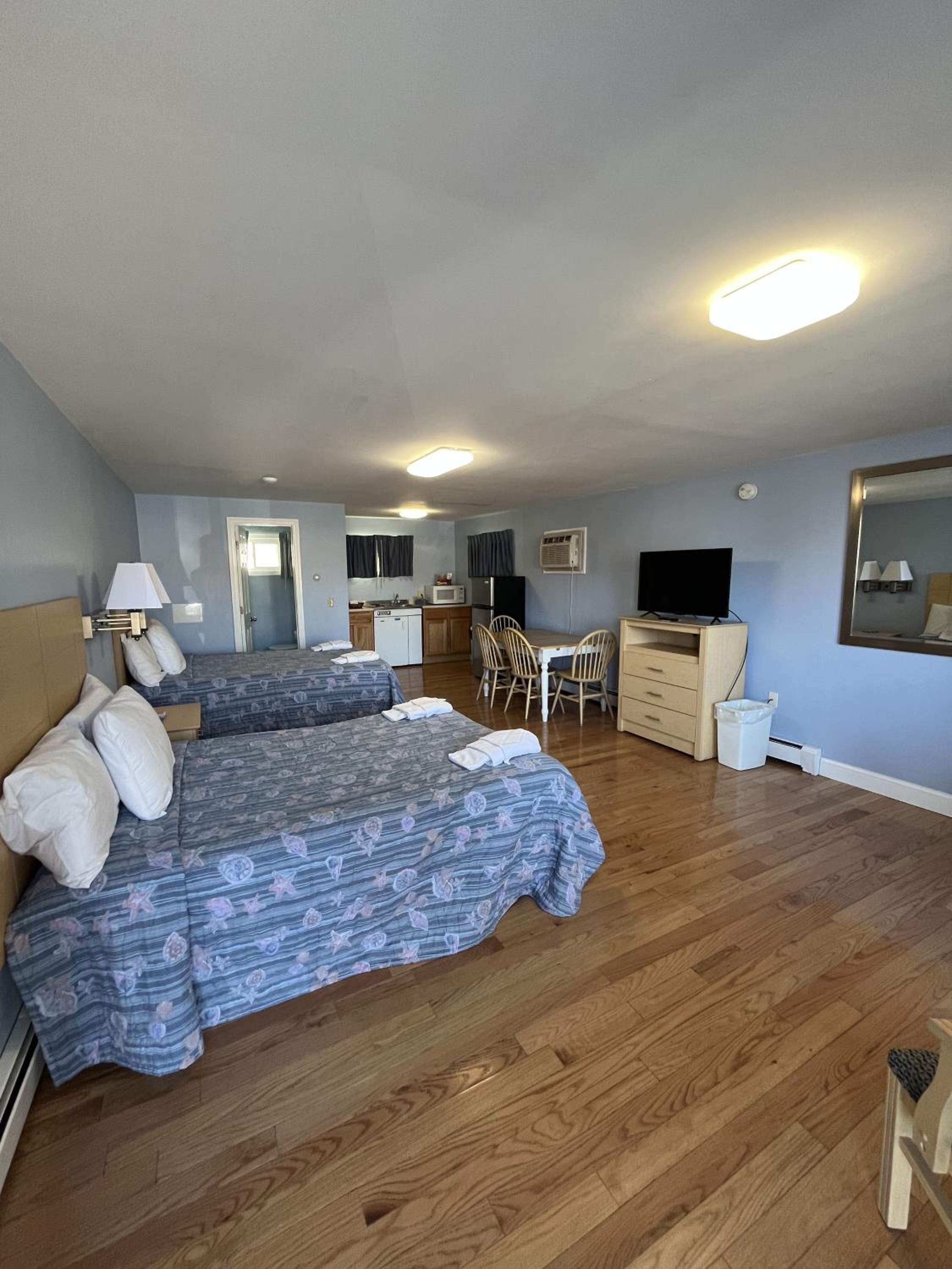 Deluxe 2 Double Beds with Kitchenette (Stairs Required) photo 1