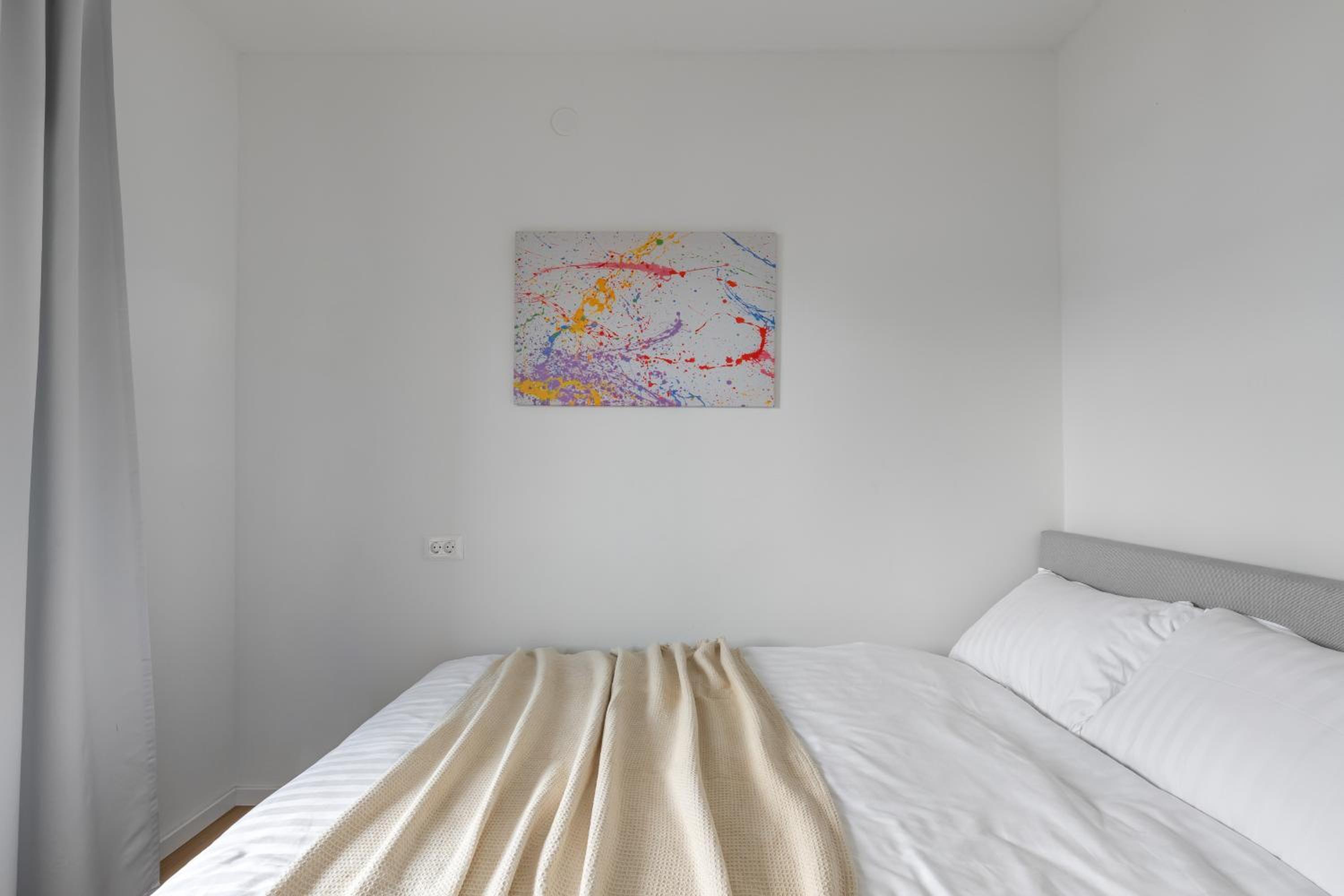 Three-Bedroom Apartment - Photo 13