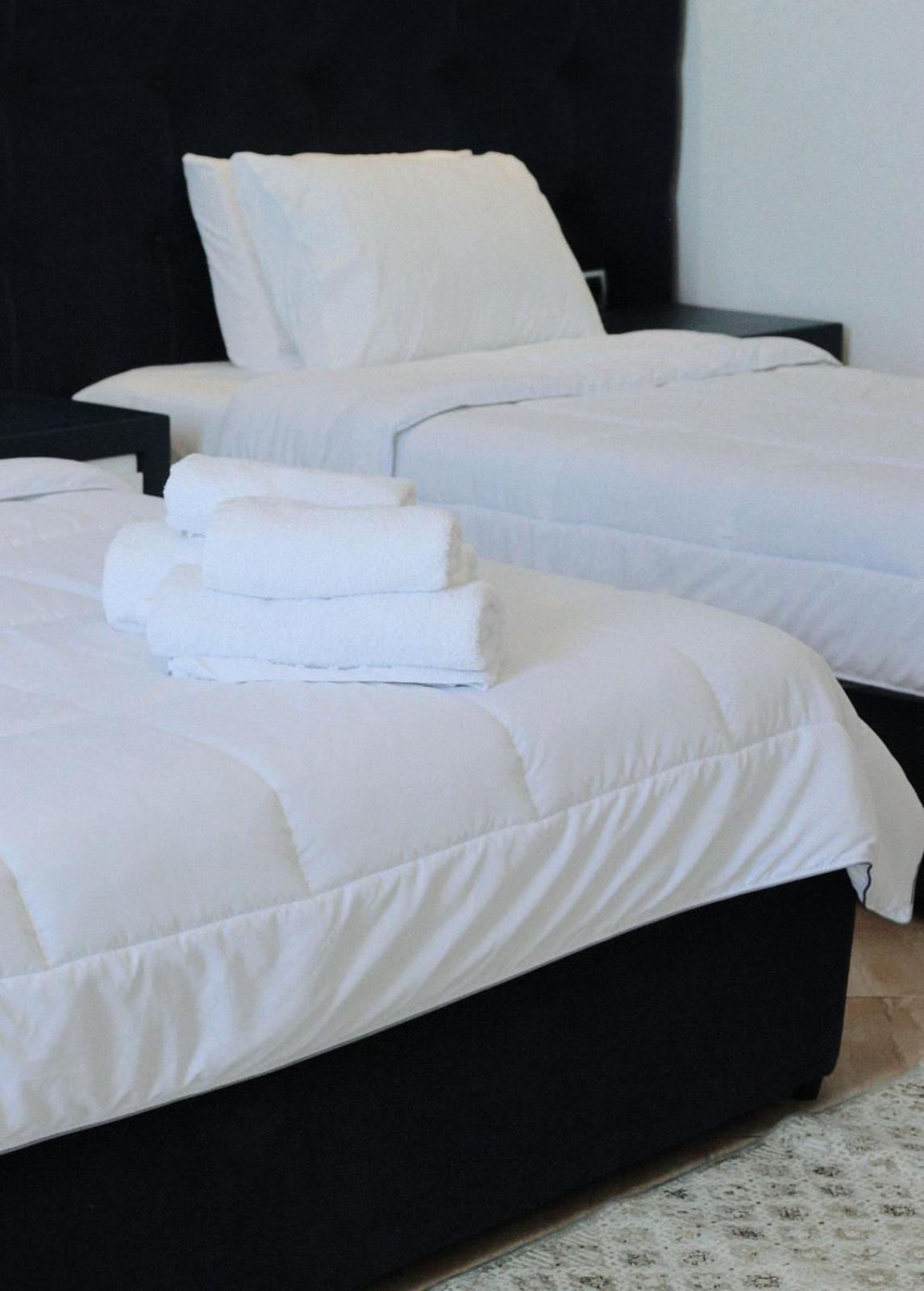 Superior Triple Room with Balcony (3 SNG)