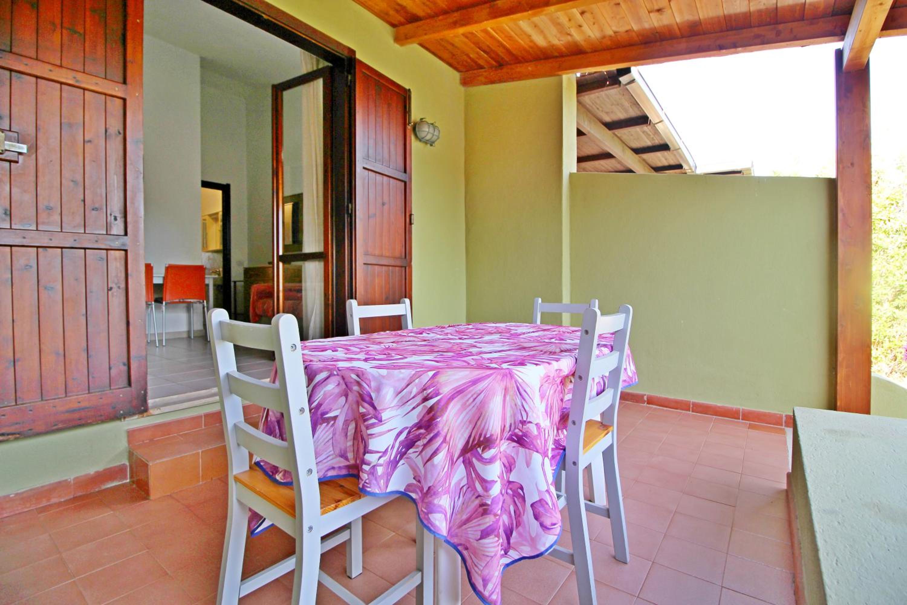 One-Bedroom House photo 2