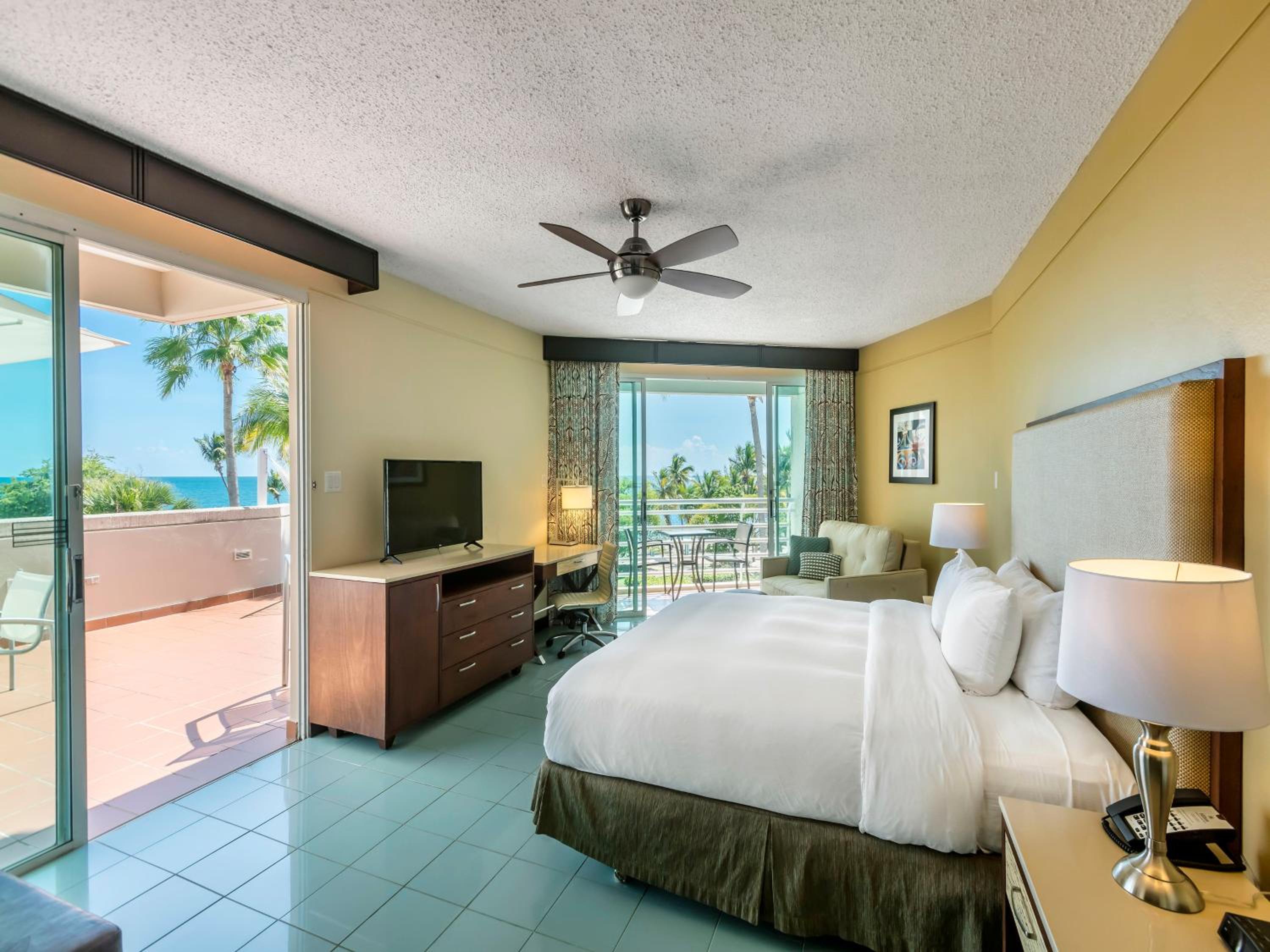 Caribbean King Room with Terrace and Ocean View