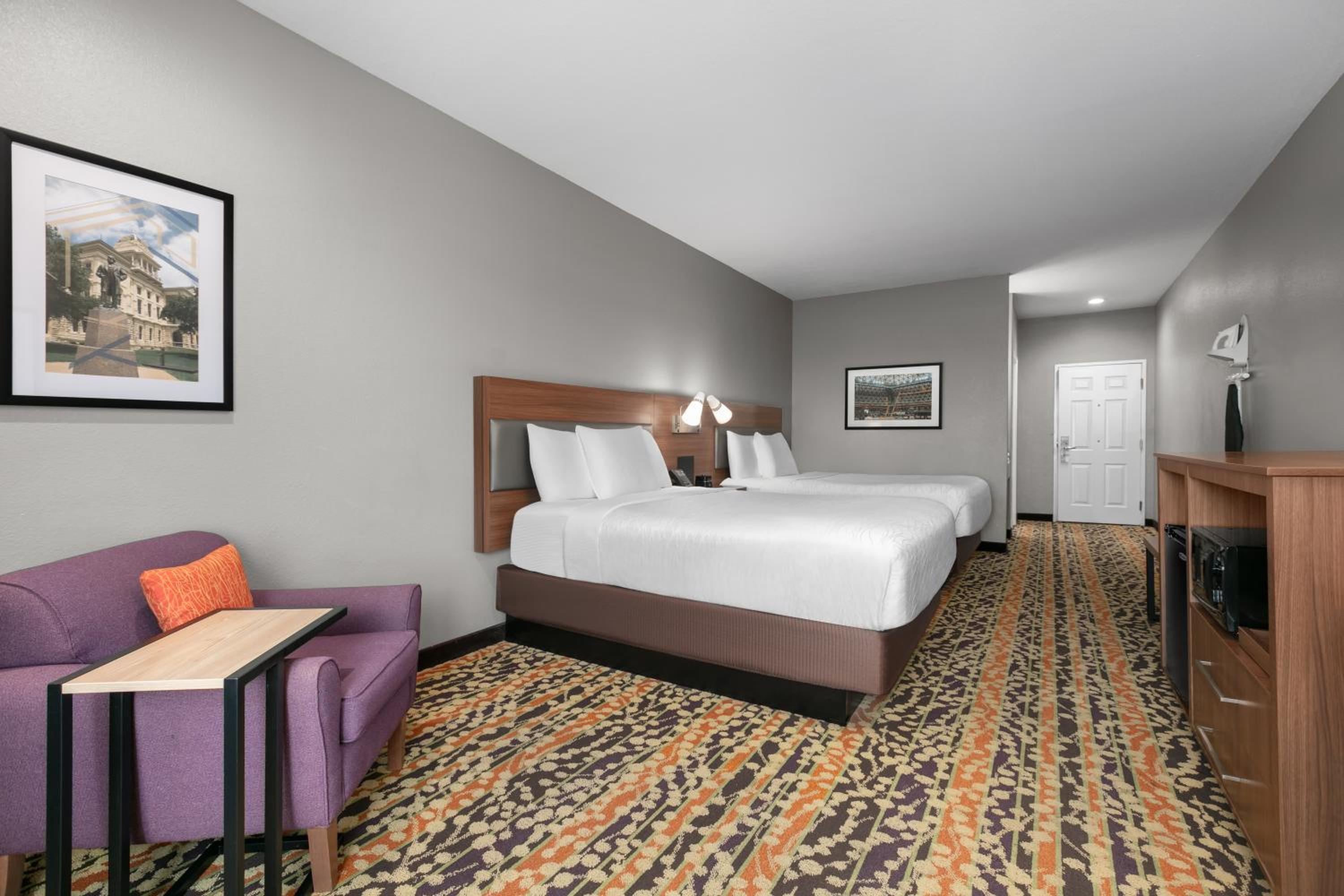 Deluxe Queen Room with Two Queen Beds - Photo 2