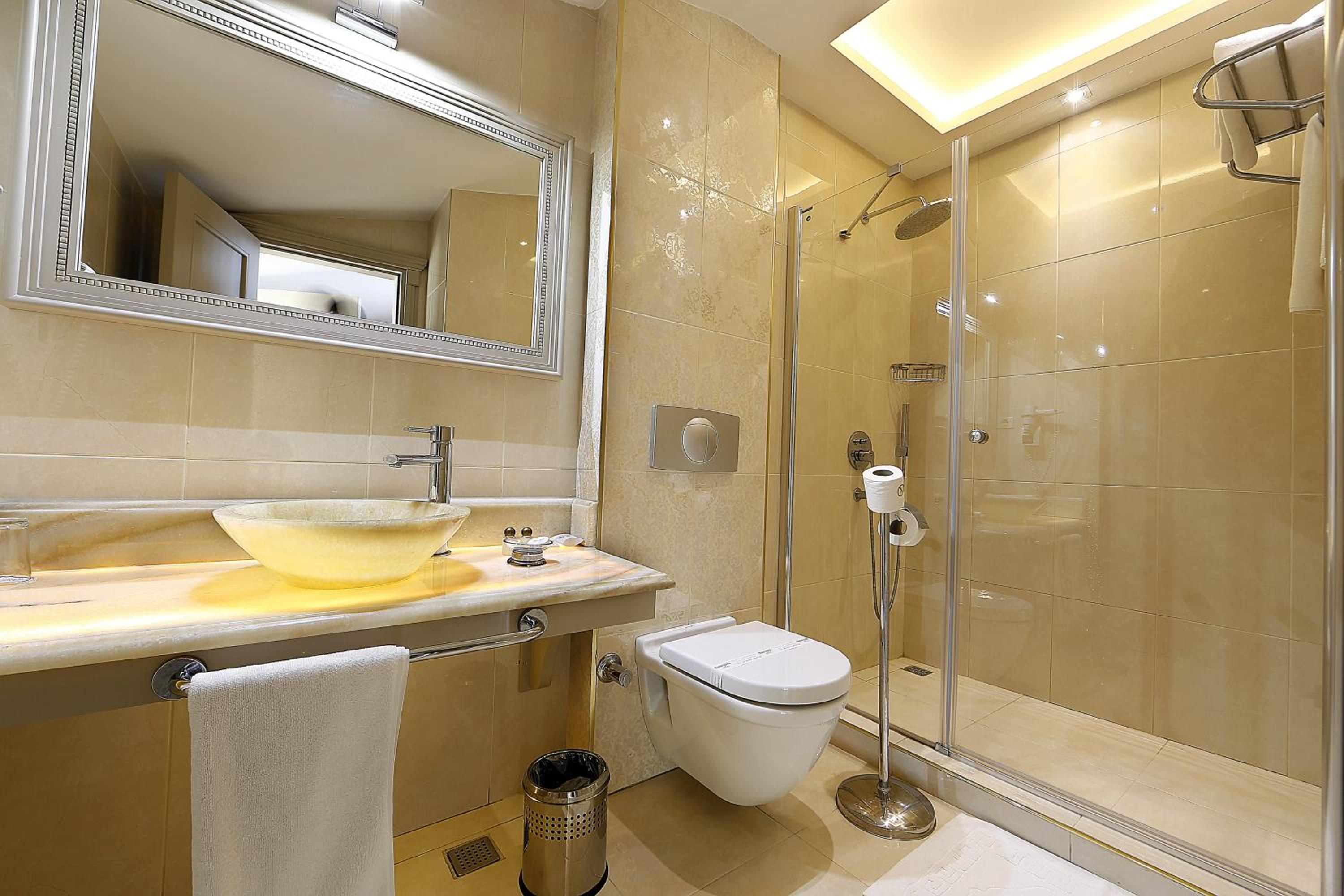 Standard Double Room photo 3